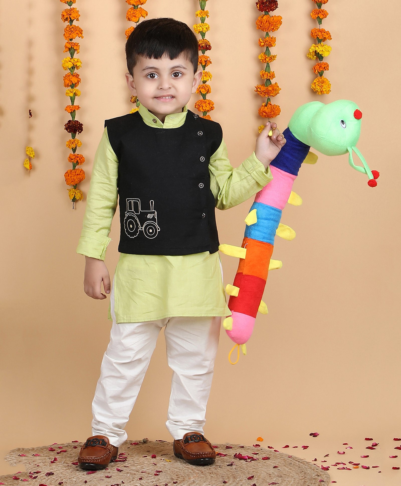 Polka Tots Cotton Full Sleeves Solid Kurta Pyjama With Vehicle  Embroidered Jacket -  Green-picture-20
