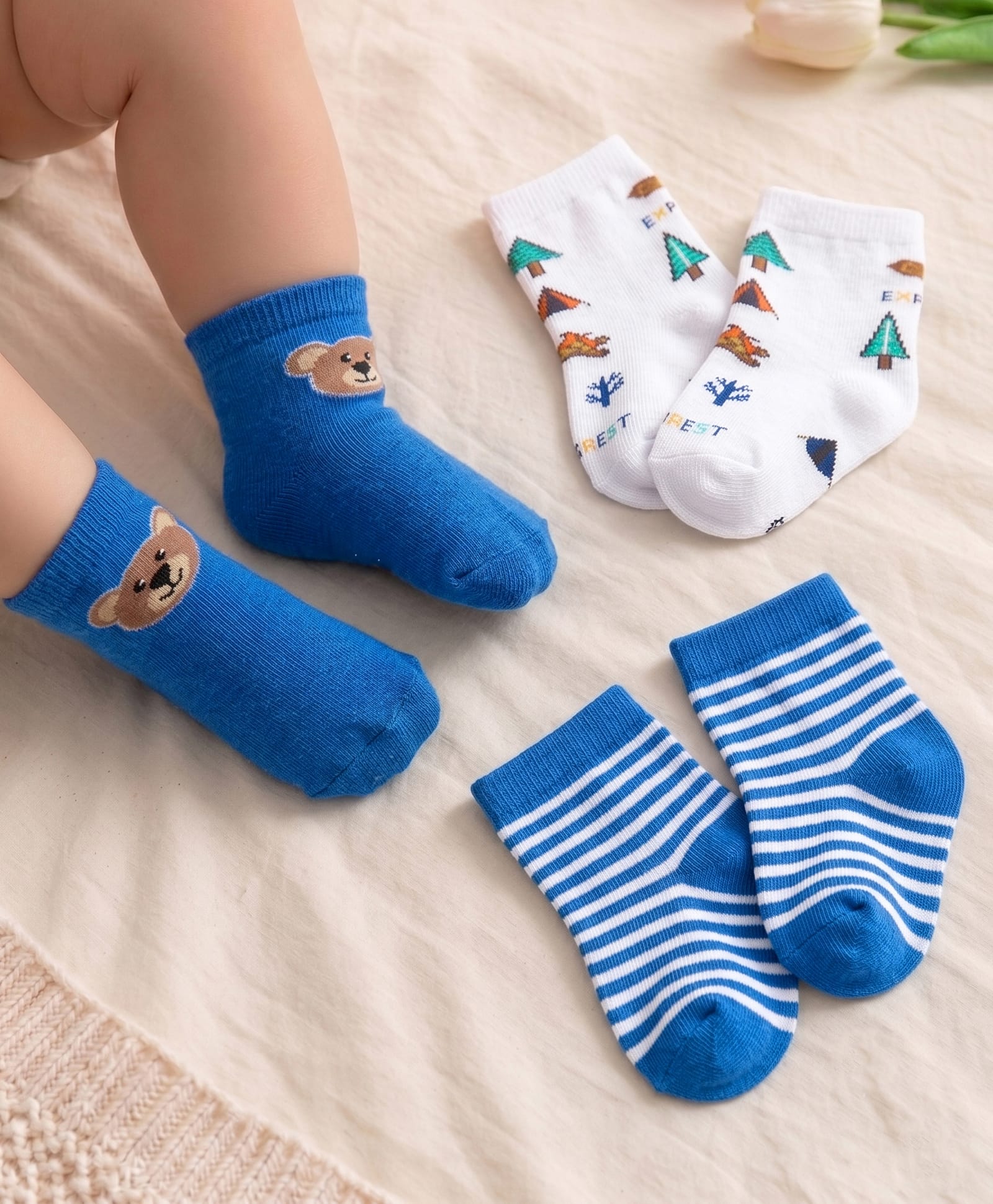 Cutewalk by Babyhug Cotton Lycra Anti-Bacterial Ankle Length Socks with Stripes & Teddy Bear Design Pack of 3 - Blue & White-image-11
