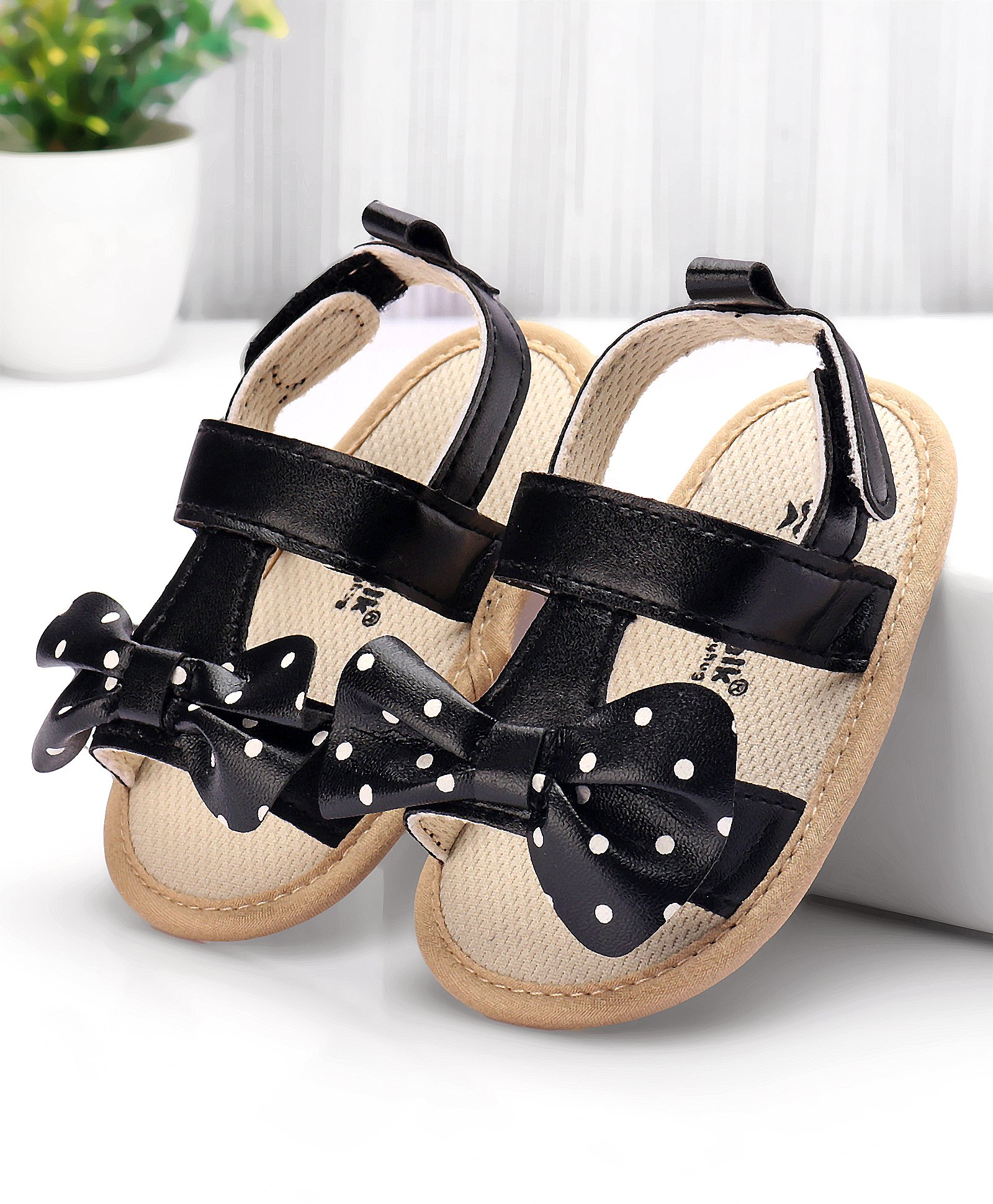 Cute Walk by Babyhug Velcro Closure Booties Bow Applique - Black-image-27