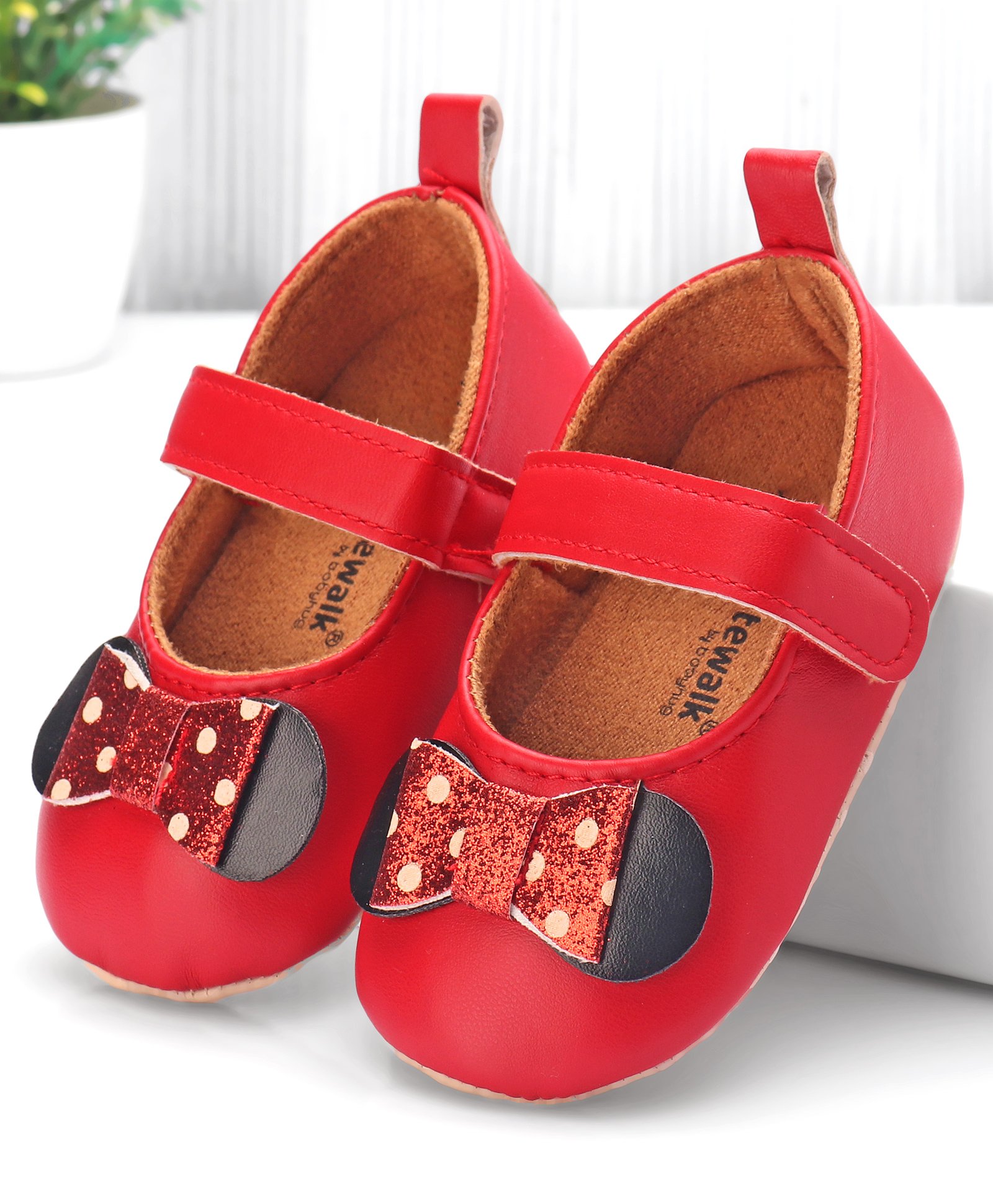 Cute Walk by Babyhug Velcro Closure Booties Bow Applique - Red-picture-24