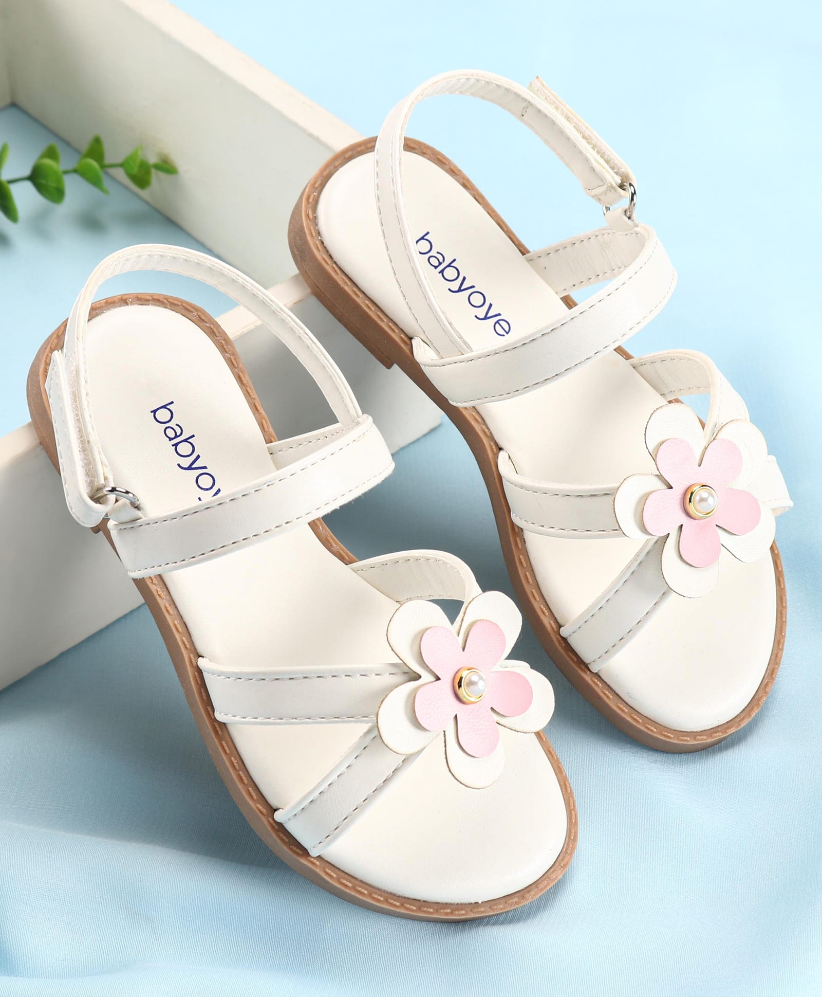 Babyoye Sandals with Velcro Closure & Floral Applique - White-picture-21