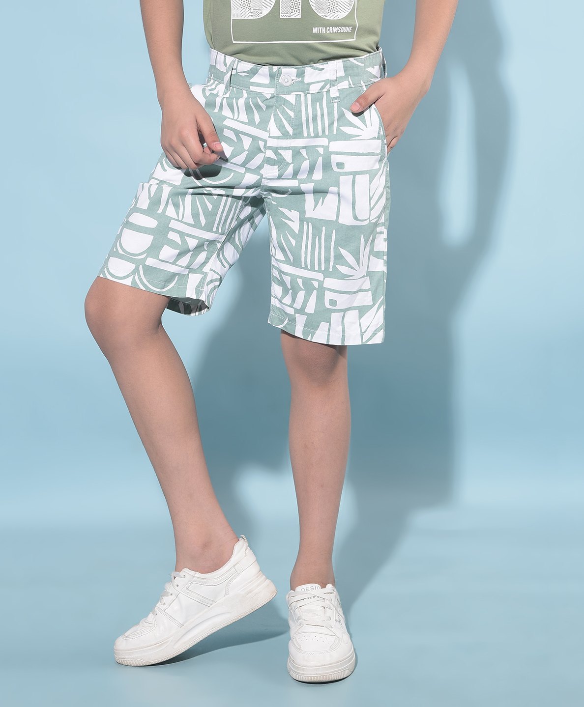 CRIMSOUNE CLUB Abstract Printed Shorts - Green-picture-19