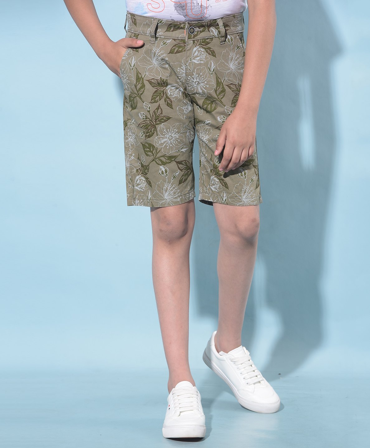 CRIMSOUNE CLUB Floral Printed Shorts - Olive Green-image-44