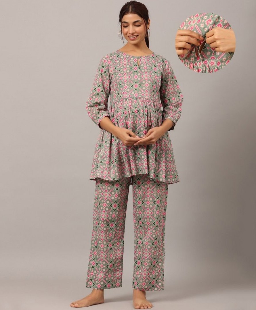 Ikk Kudi by Seerat Cotton Woven Three Fourth Sleeves Floral Printed Peplum Top With Zipper Nursing Access & Pant Set - Green