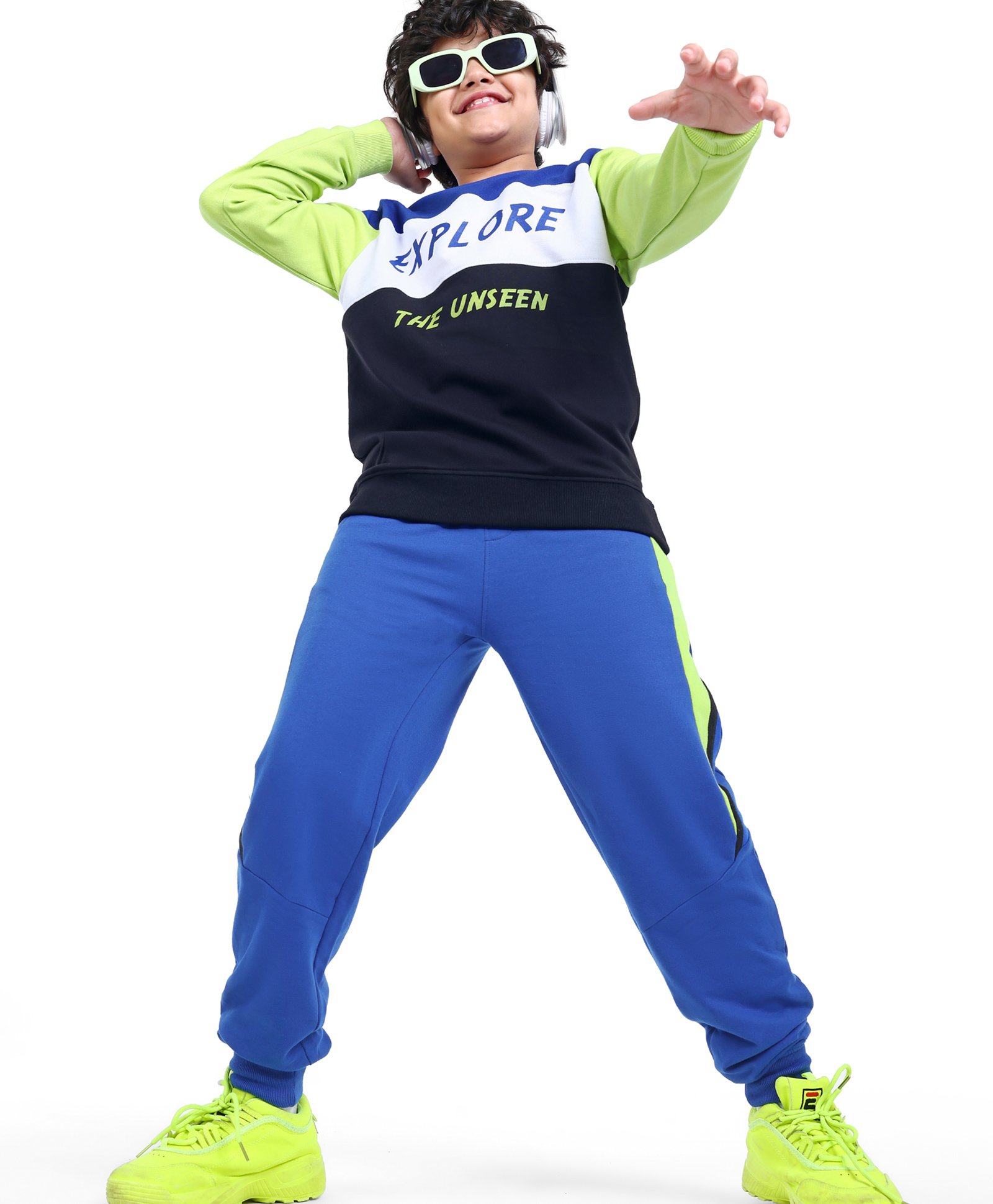 Ollington St. 100% Cotton Knit Full Sleeves Sweatshirt & Joggers Set Cut & Sew Printed  Multicolor-picture-25