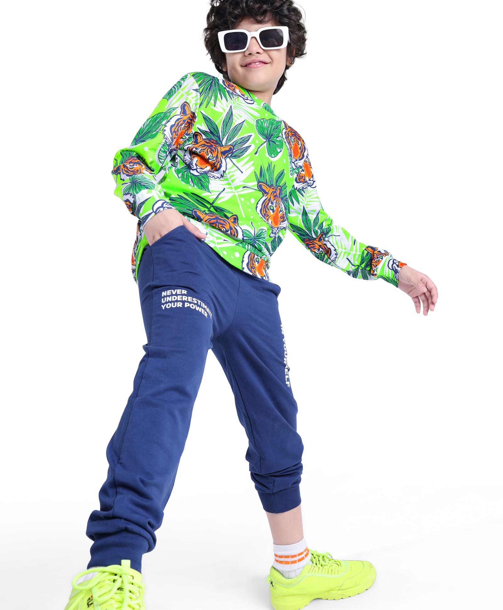 Ollington St. 100% Cotton Knit Full Sleeves Sweatshirt & Joggers Set With Tiger Print - Green & Navy-picture-21