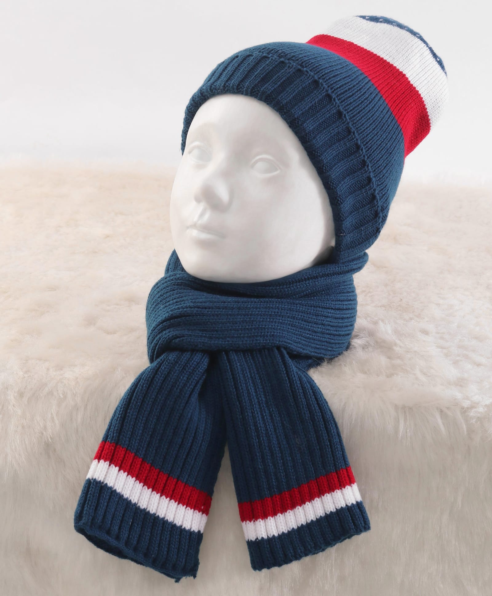 Pine Kids Knit Woollen Cap & Muffler with Colour Block Design Navy Blue & Red - Diameter 10.5 cm-image-11