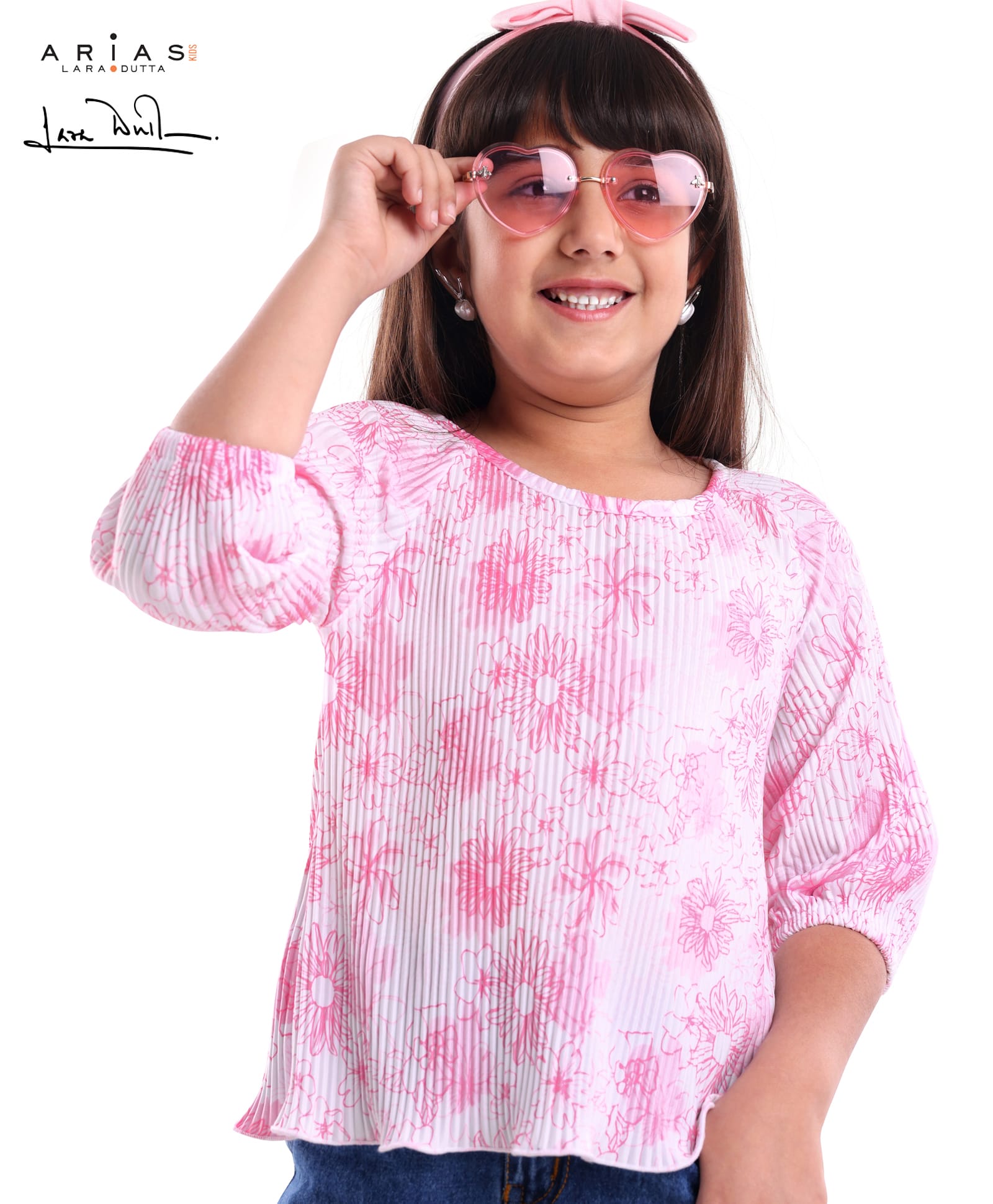Arias Knit Three Fourth Raglan Sleeves Pleated Top With Floral Print- Pink-image-29
