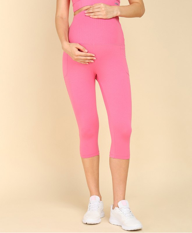 Zelena Ultrastretch Solid Yoga Maternity Capris With Pockets - Pink-picture-18