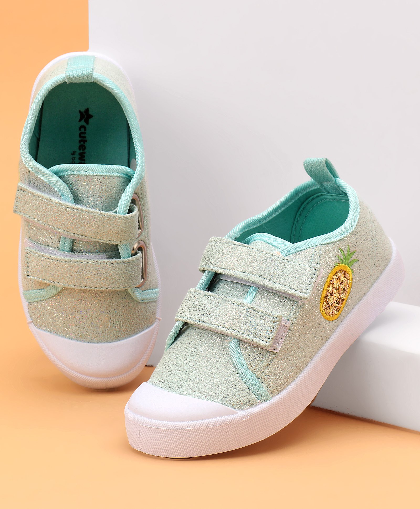 Cute Walk by Babyhug Velcro Closure Casual Shoes - Green-picture-12