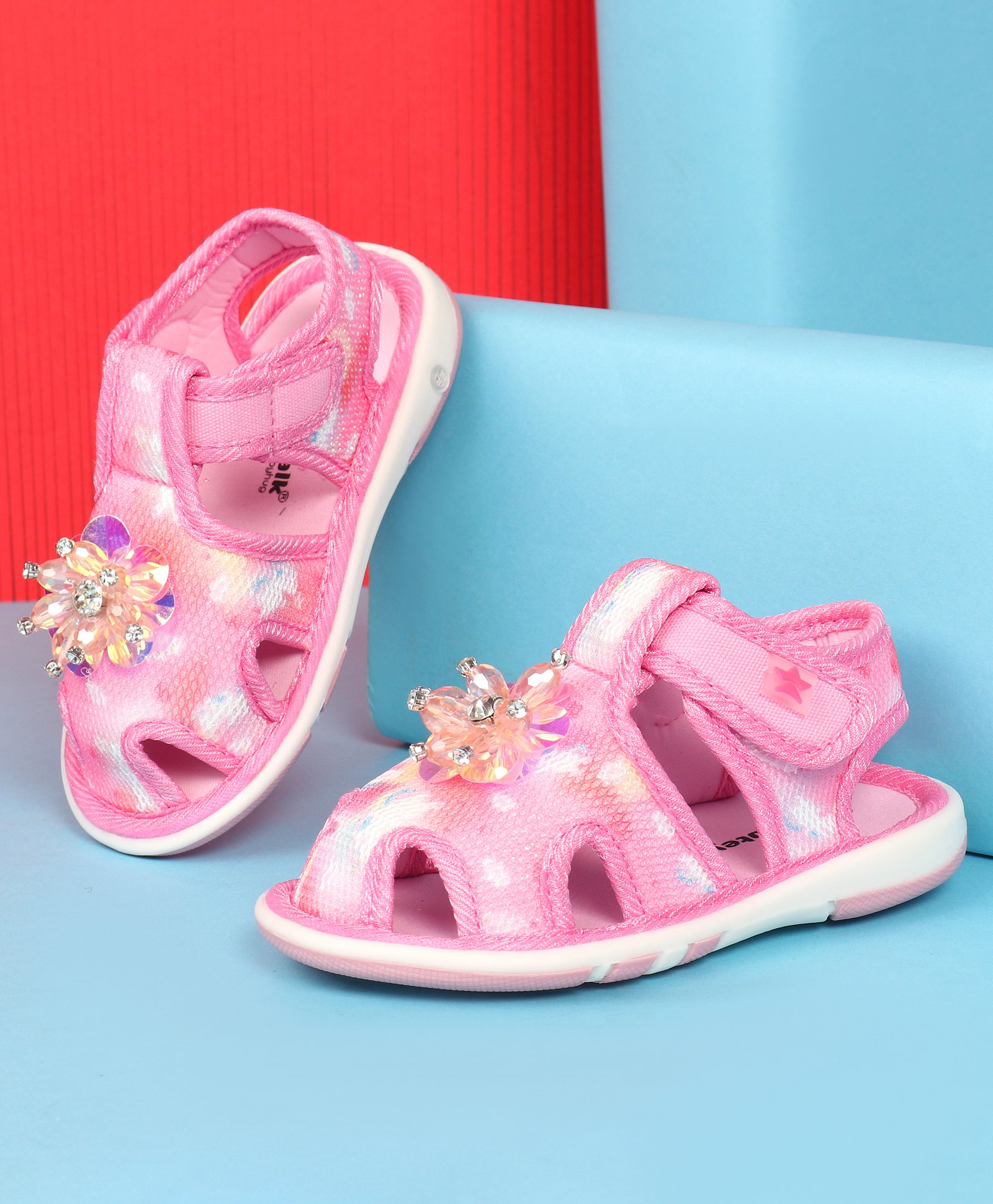 Cute Walk by Babyhug Velcro Closure Musical Sandal with Stone Floral Applique - Pink-image-5