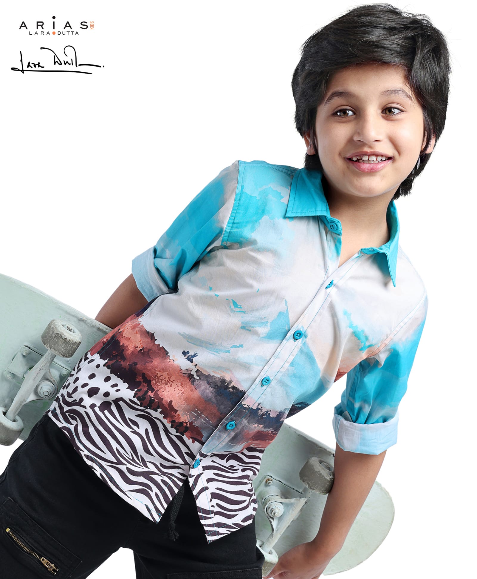 arias by lara dutta Arias Poplin Woven Full Sleeve Shirt With Safari Theme Print - White-picture-16