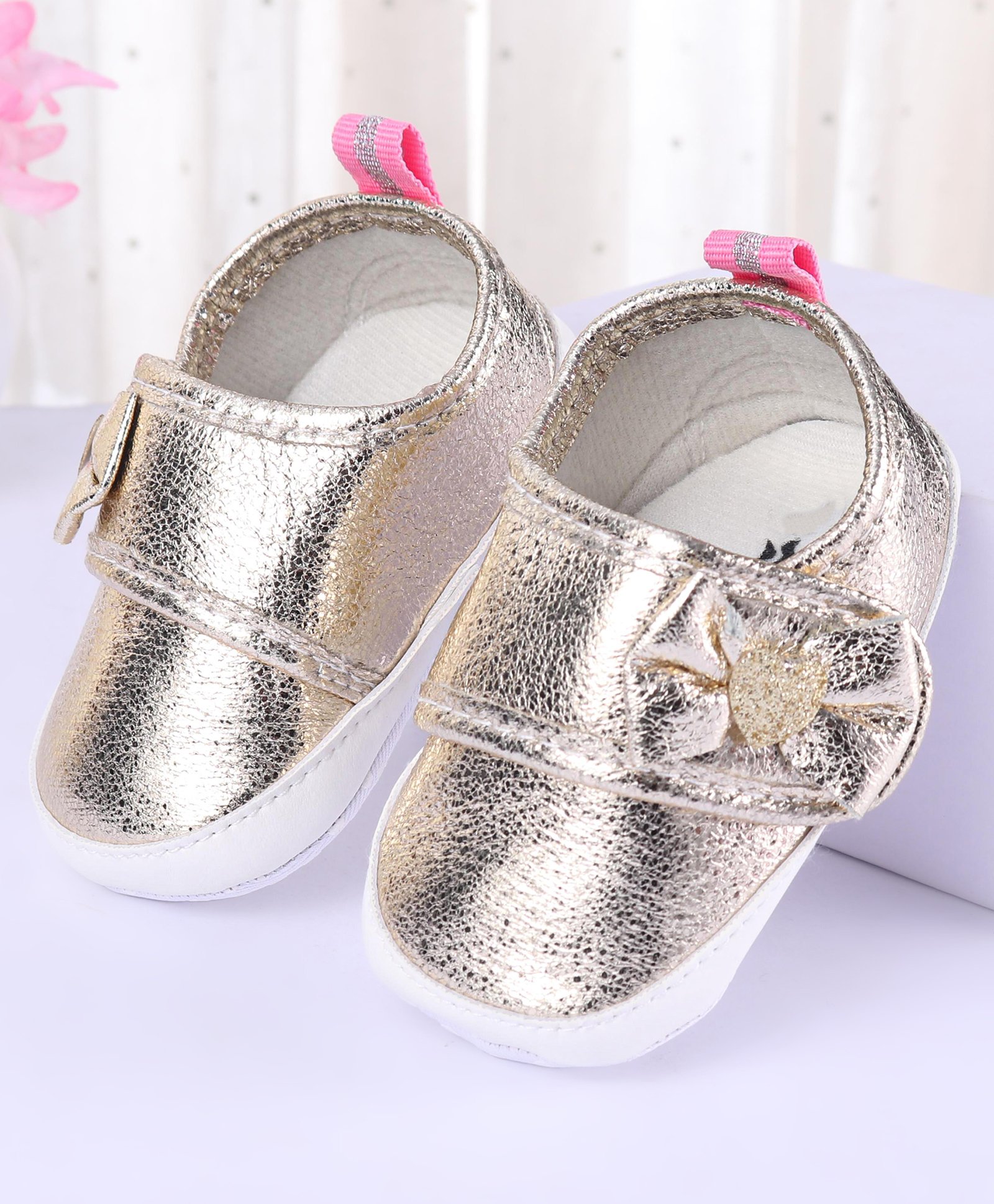 Cute Walk by Babyhug Foil Textured & Bow Applique Booties - Gold-image-26
