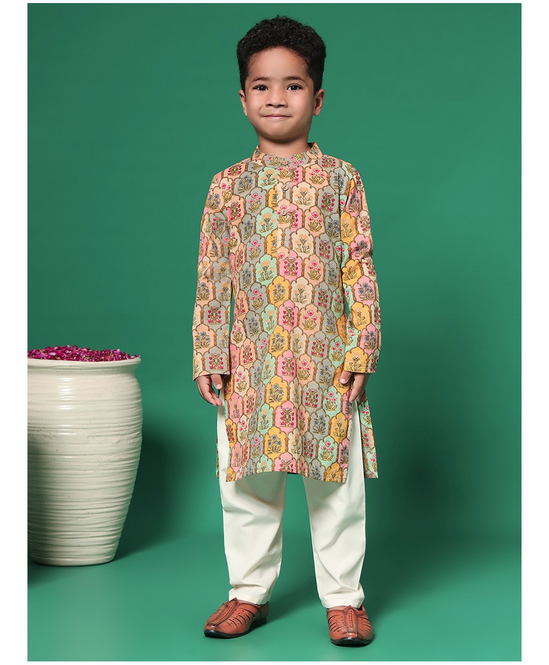 READIPRINT Full Sleeves Floral Block Printed Ethnic Kurta & Solid Pyjama Set - Grey-image-45