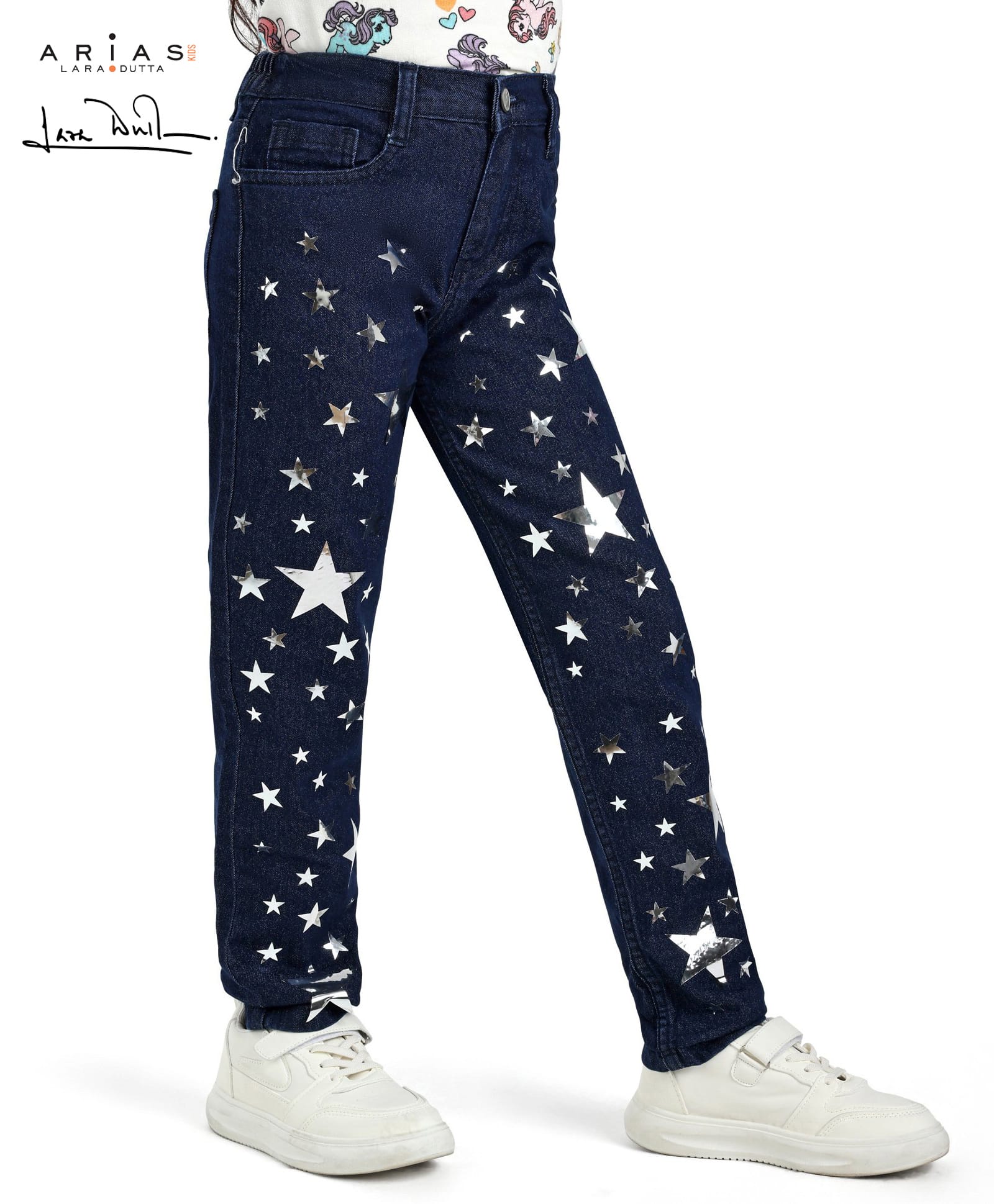 Arias Cotton Denim Woven Full Length Stretchable Fold-Up Hem Jeans with Star Print- Dark Wash-image-10
