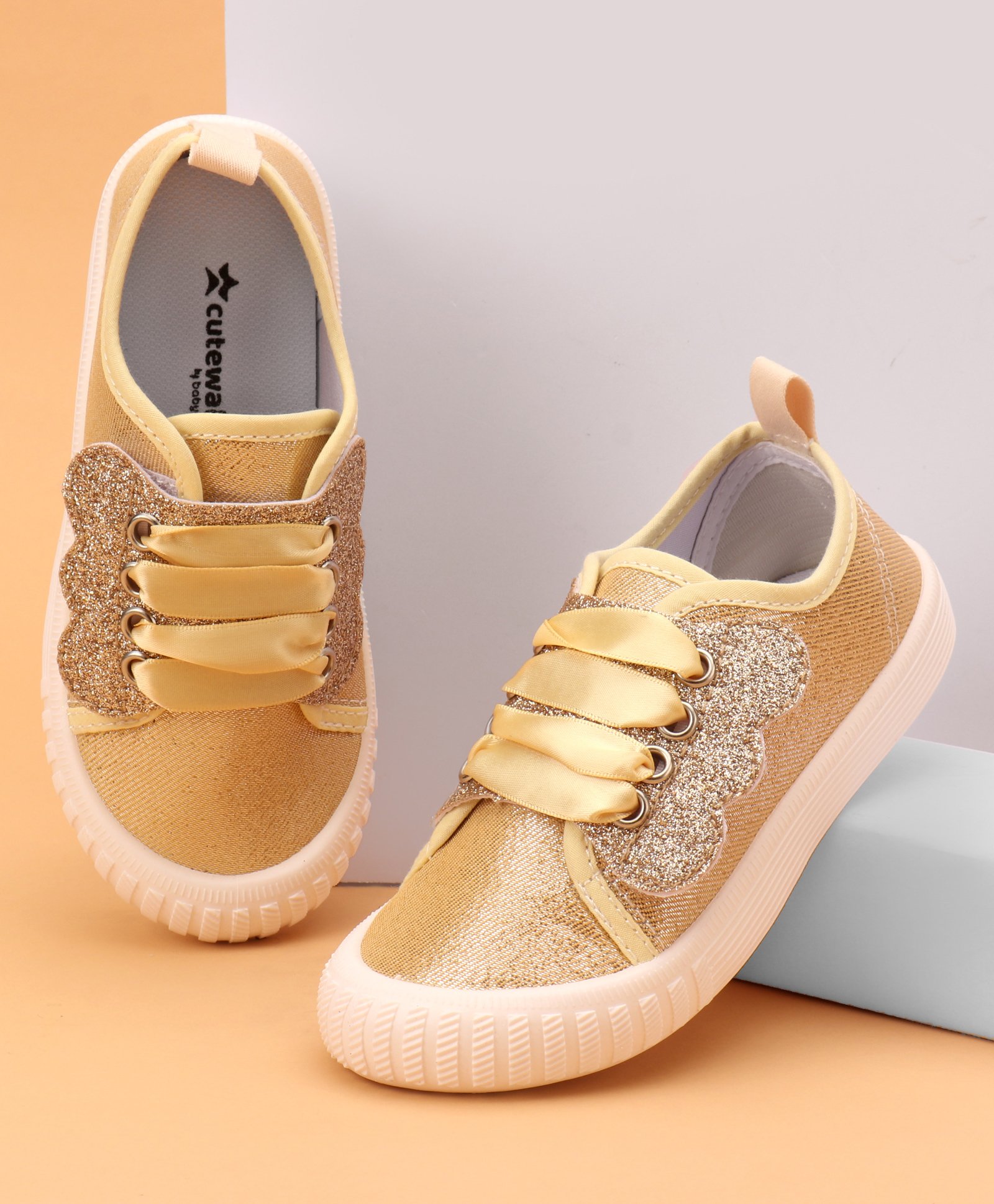 Cute Walk by Babyhug Slip On Glittery Casual Shoes - Gold-image-44