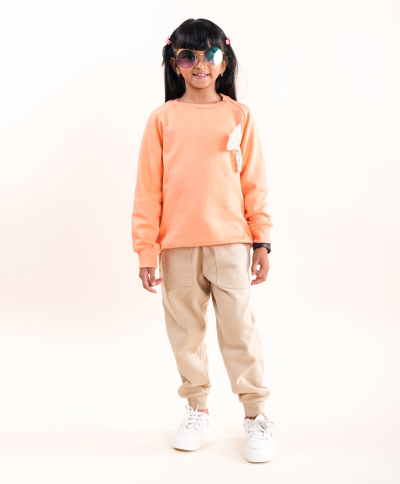 Kiddopanti Fleece Full Sleeve Bow Applique Detailed Sweatshirt With Track Pant Set - Peach & Beige-image-3