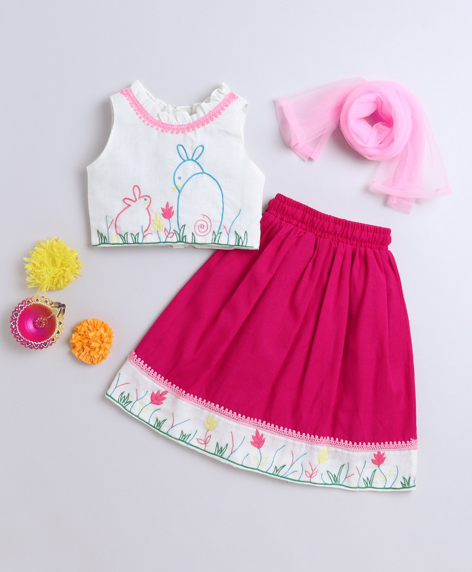 Many frocks & Sleeveless Animal  Embroidered Lehenga Choli & Dupatta Set - Off White & Pink-image-20