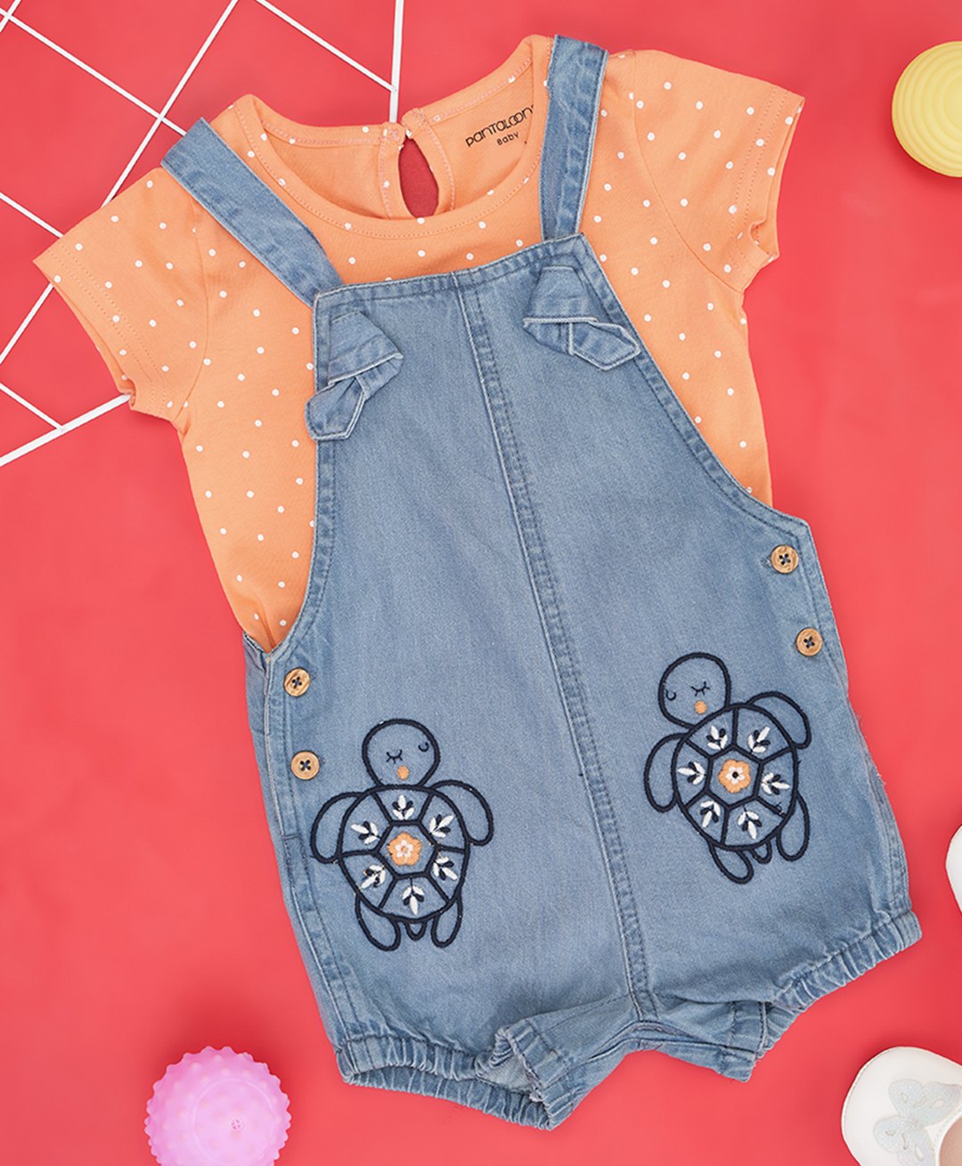 Pantaloons Baby Cotton Turtle Embroidered Dungaree With Half Sleeves Tee Set - Blue-image-38