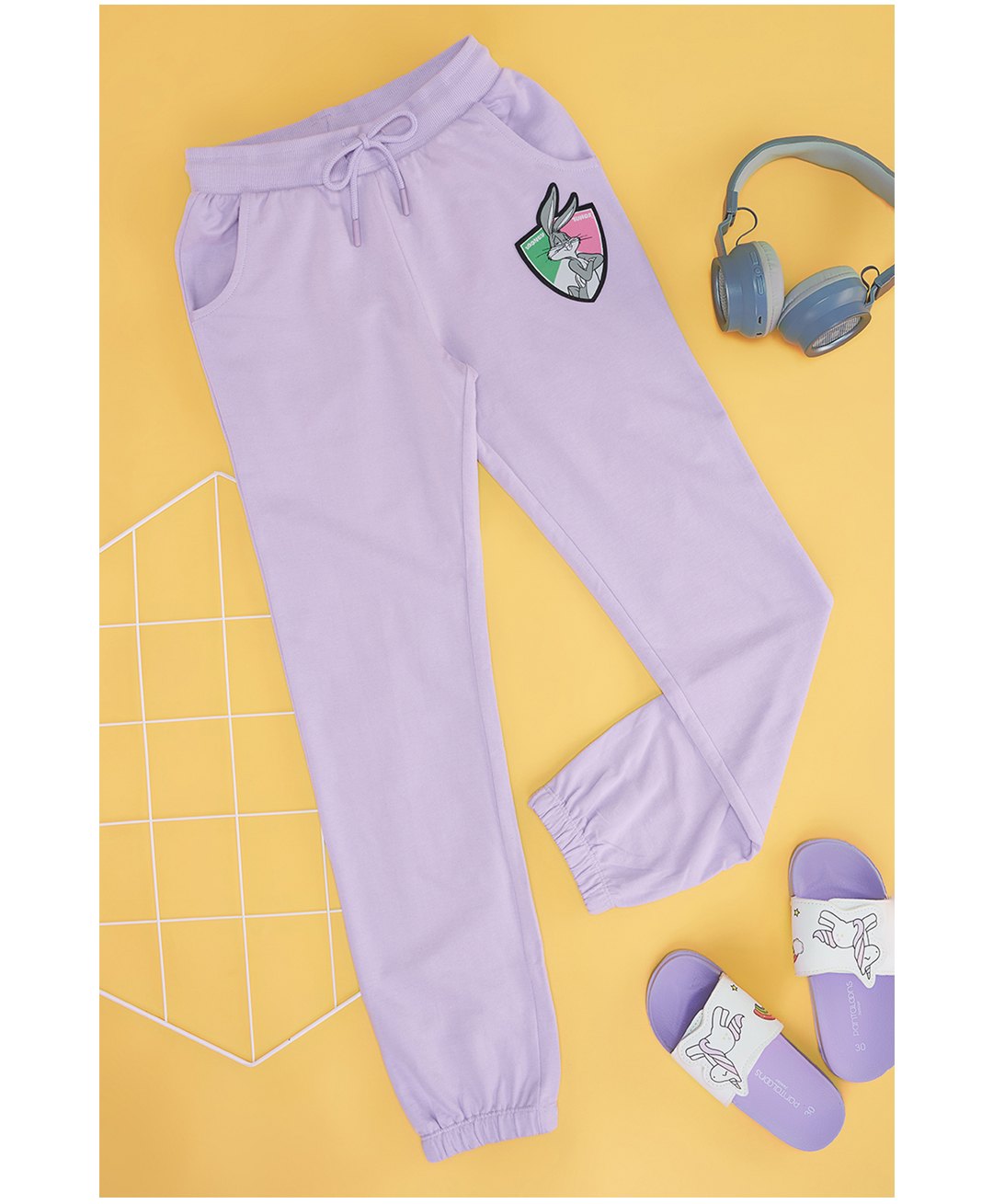 Pantaloons Junior Cotton Looney Tunes Featuring Bugs Bunny Patch Embroidered Track Pants - Lilac-picture-11