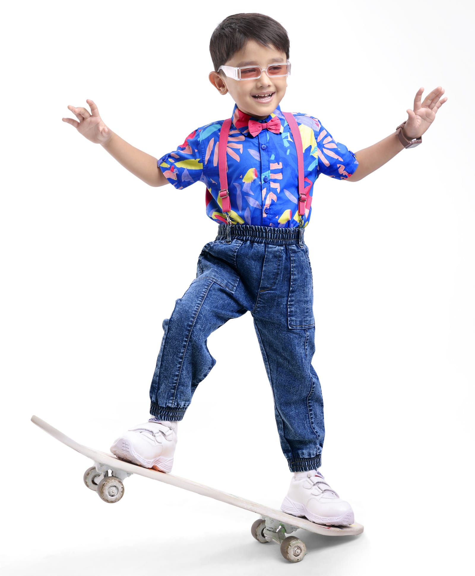 Ollington St. 100% Cotton Woven Half Sleeves Geometric Printed Party Shirt & Denim Joggers Set with Bow & Suspender - Blue & Red-picture-23