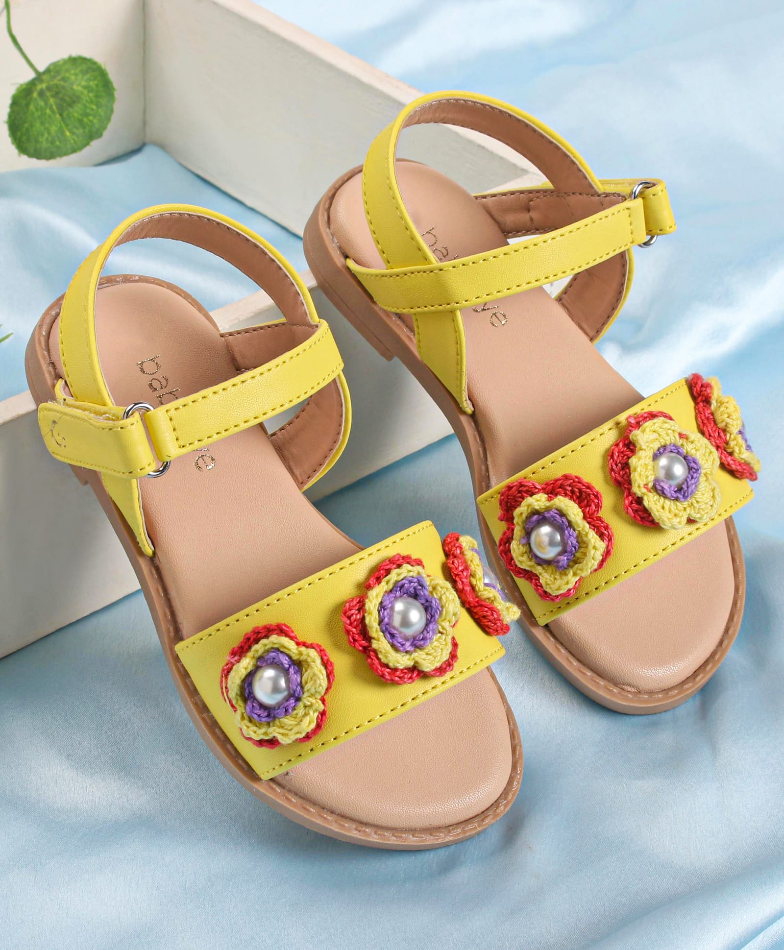 Babyoye Velcro Closure Sandals with Floral Applique - Yellow-image-26