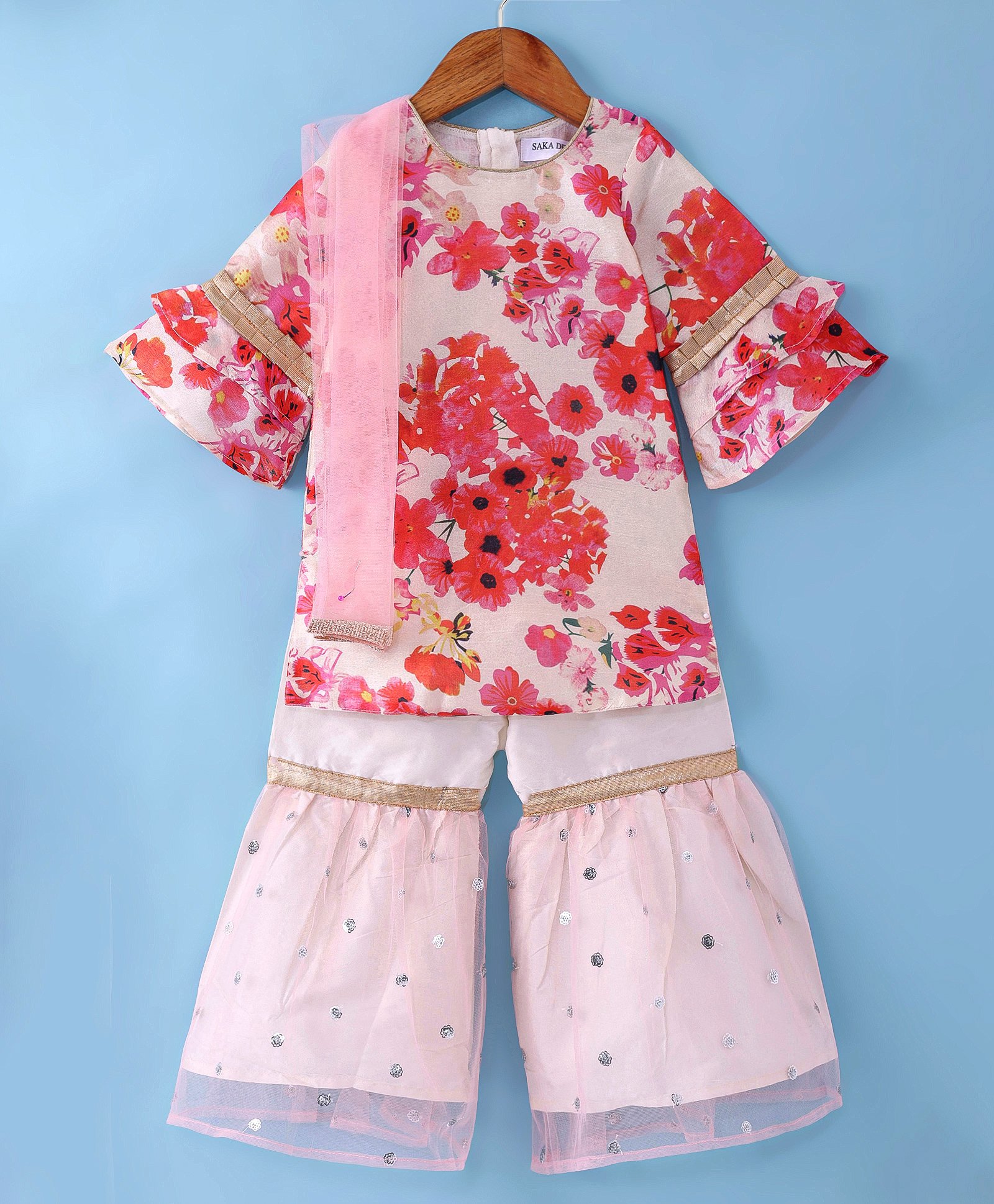 saka designs Saka DesignsJacquard Three Fourth Bell Sleeves Kurti & Gharara Set with Dupatta Floral Print - Pink & Off White-picture-25