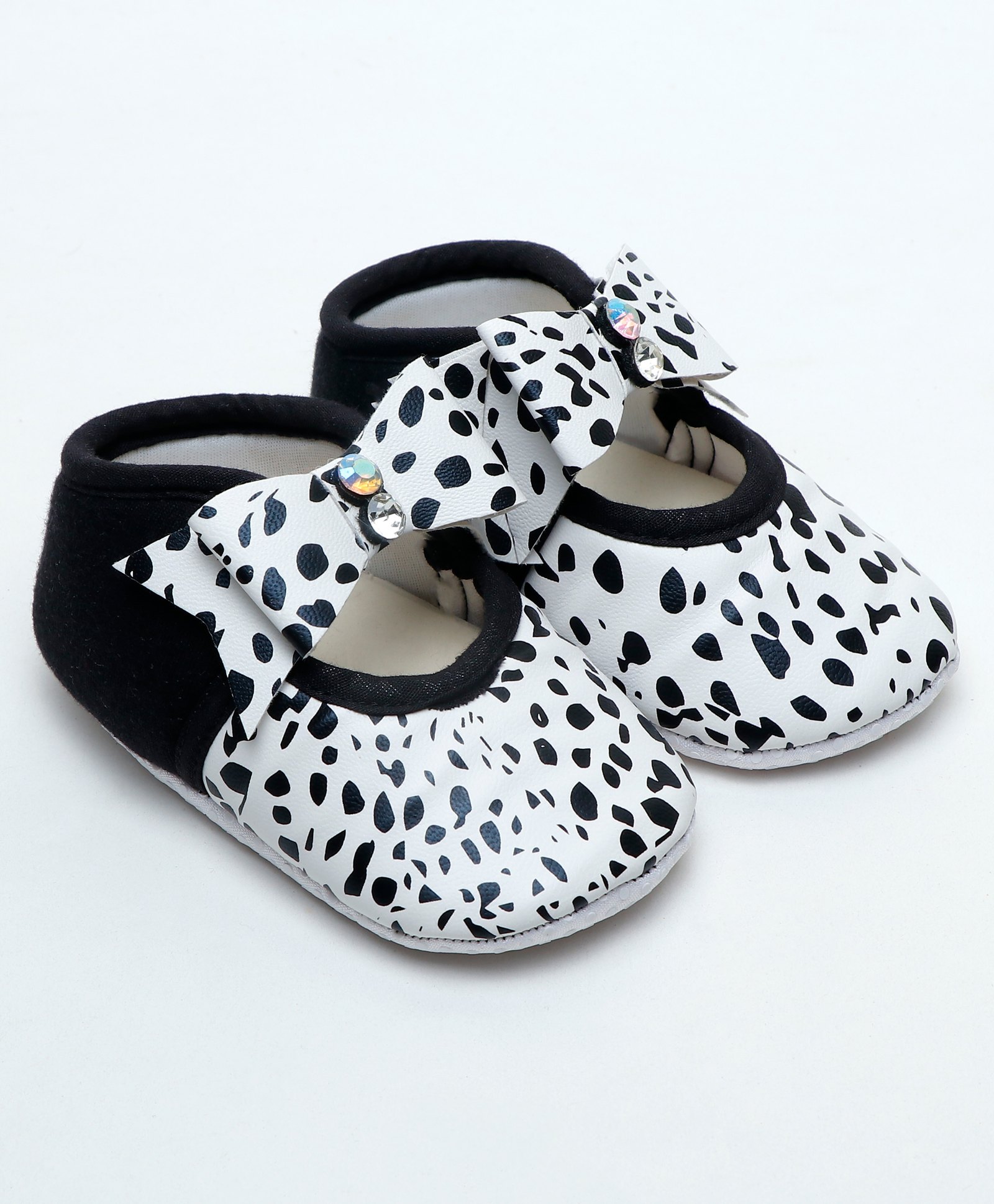 Daizy Printed With Bow Applique Detailed Booties - White-image-47