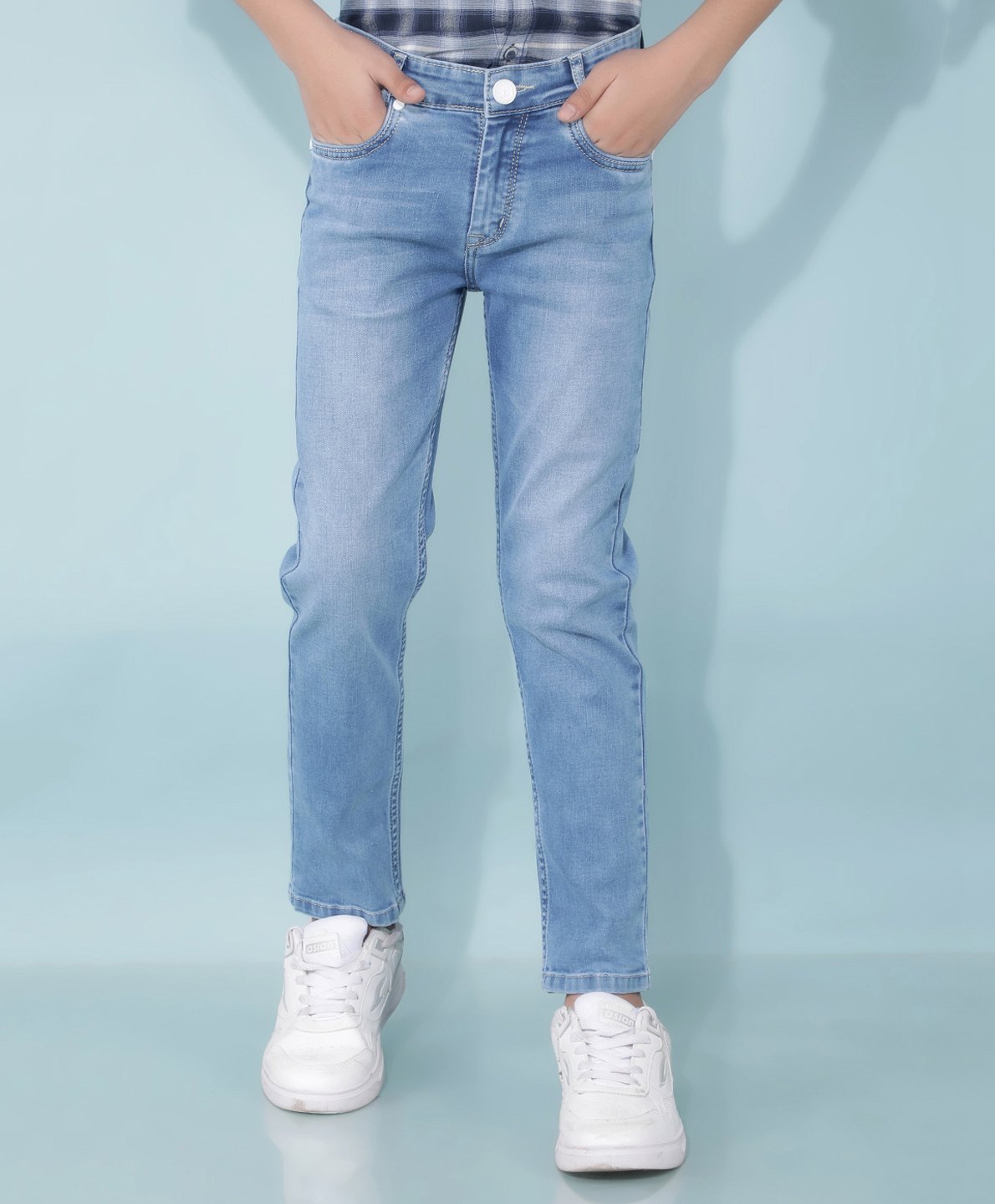 CRIMSOUNE CLUB Mild Washed Jeans - Blue-picture-10