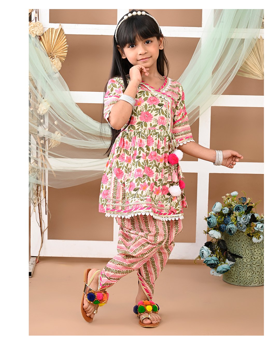 LIL PITAARA Pure Cotton Half Sleeves Floral Printed & Gota Lace Embellished Kurta & Dhoti Set - Pink-picture-17