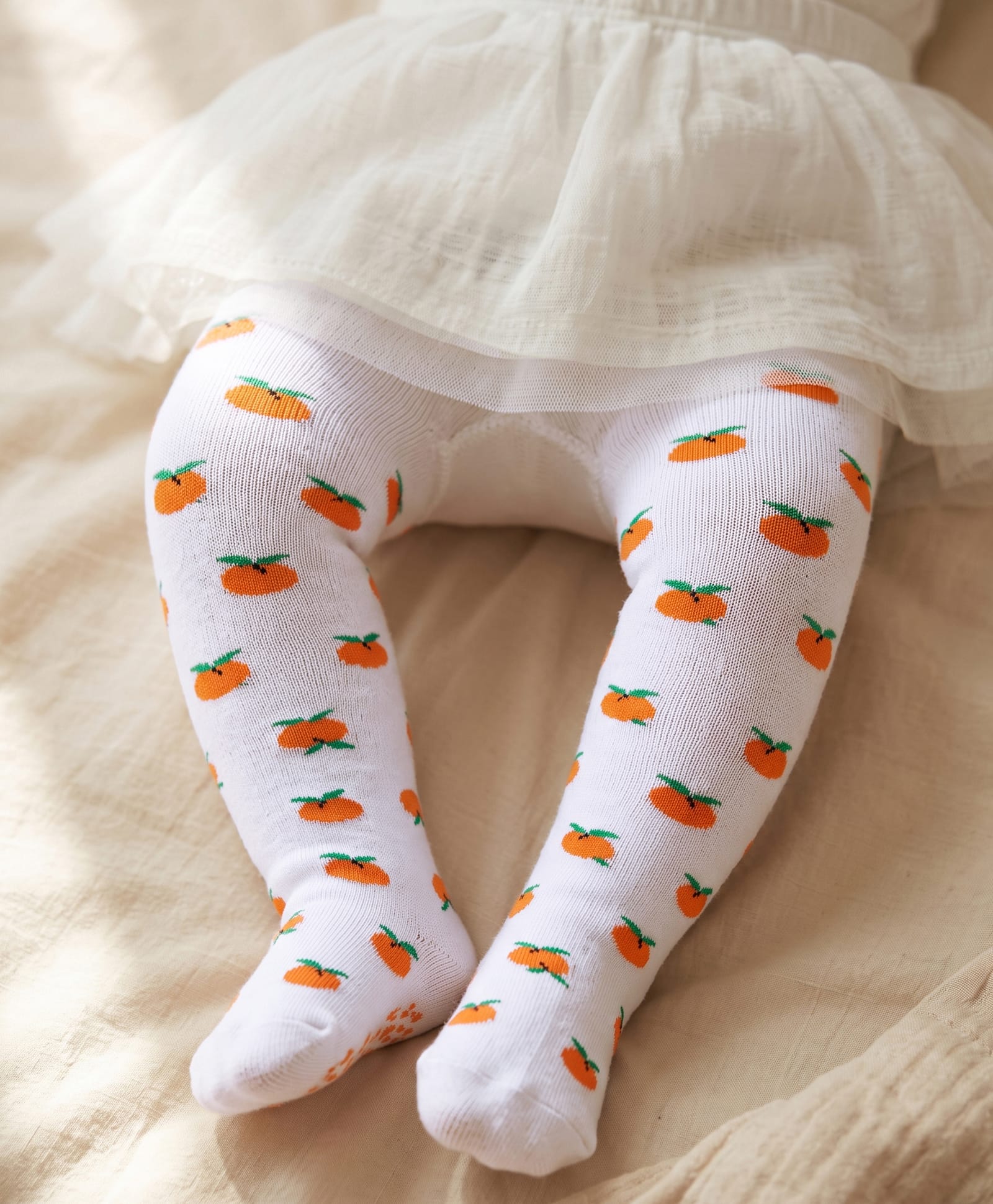 Cute Walk by Babyhug Cotton Elastane Anti Bacterial Footed Tights Orange Design - White-image-45