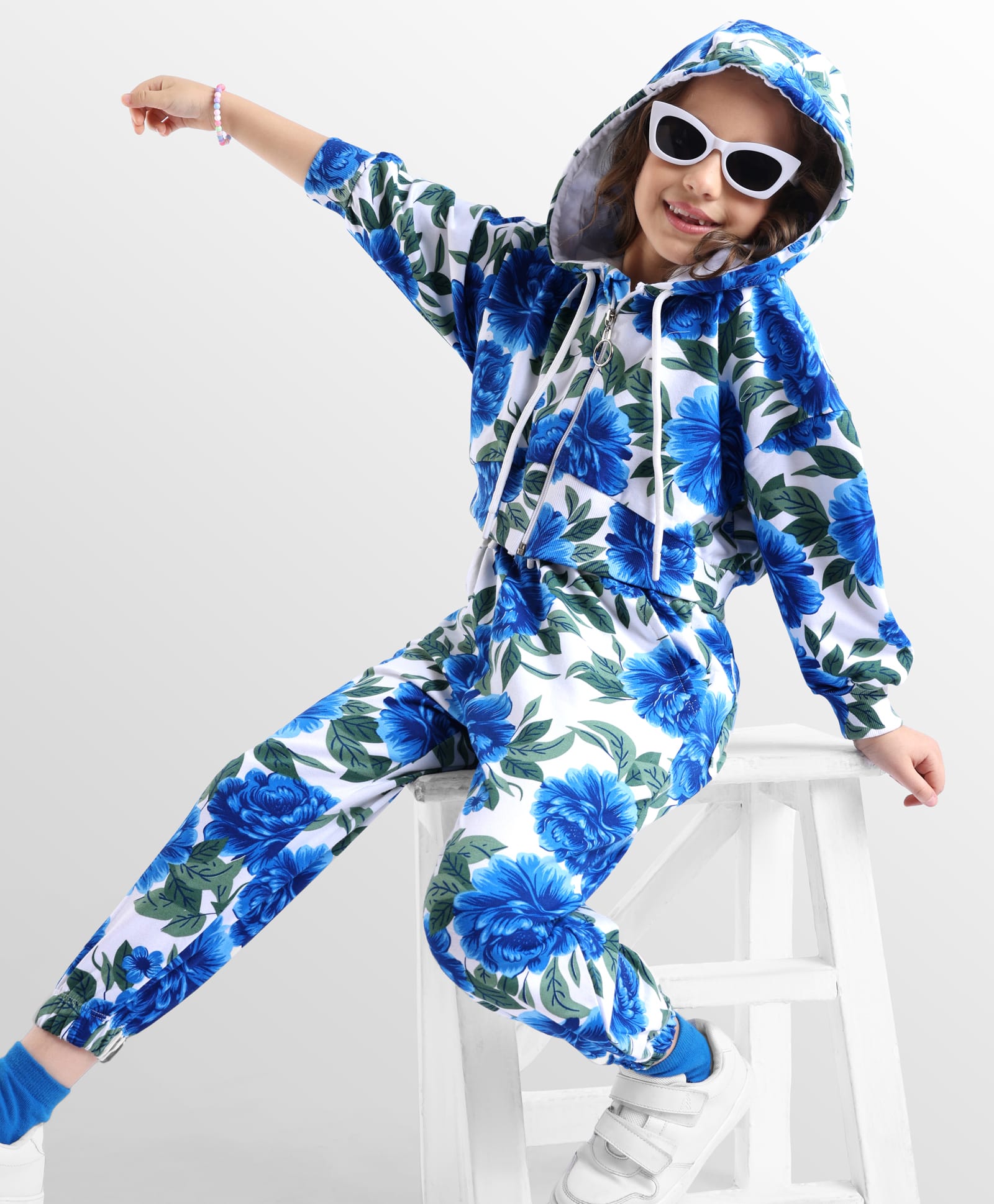 Ollington St. Cotton Knit Full Drop Shoulder Sleeves Winter Wear Floral Printed Hooded Sweatshirt & Jogger - Blue & White-image-36