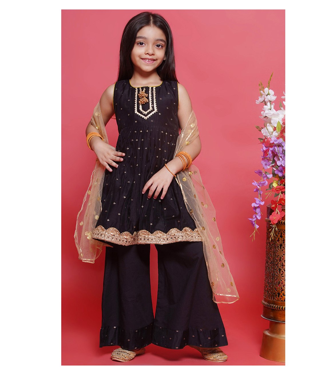 Little Bansi Chanderi Cotton Sleeveless Foil Printed & Lace Embellished Coordinating Kurta & Palazzo With Dupatta Set - Black-picture-11