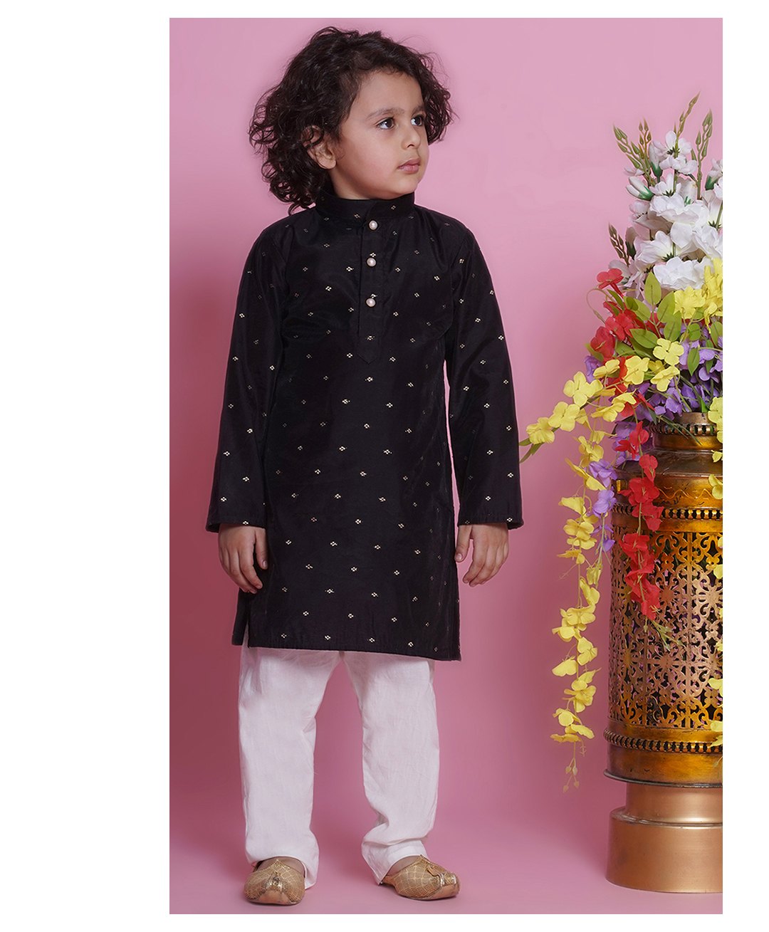 Little Bansi Full Sleeves Foil Motif Printed Kurta With Solid Pyjama Set - Black-image-5