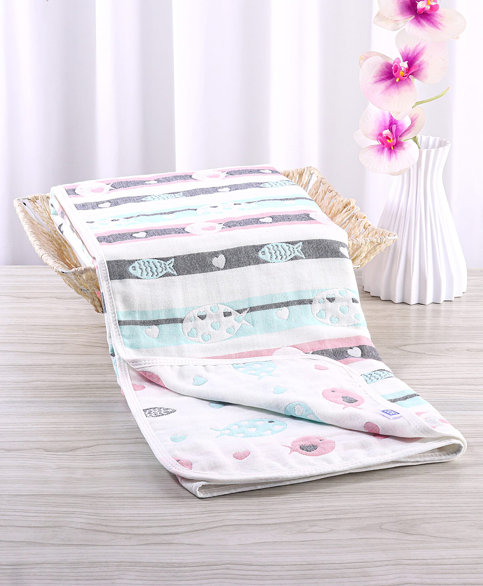 Zoe Premium Organic Cotton 6 Layer Gauze Blanket Fish Print - Multicolor-picture-1
