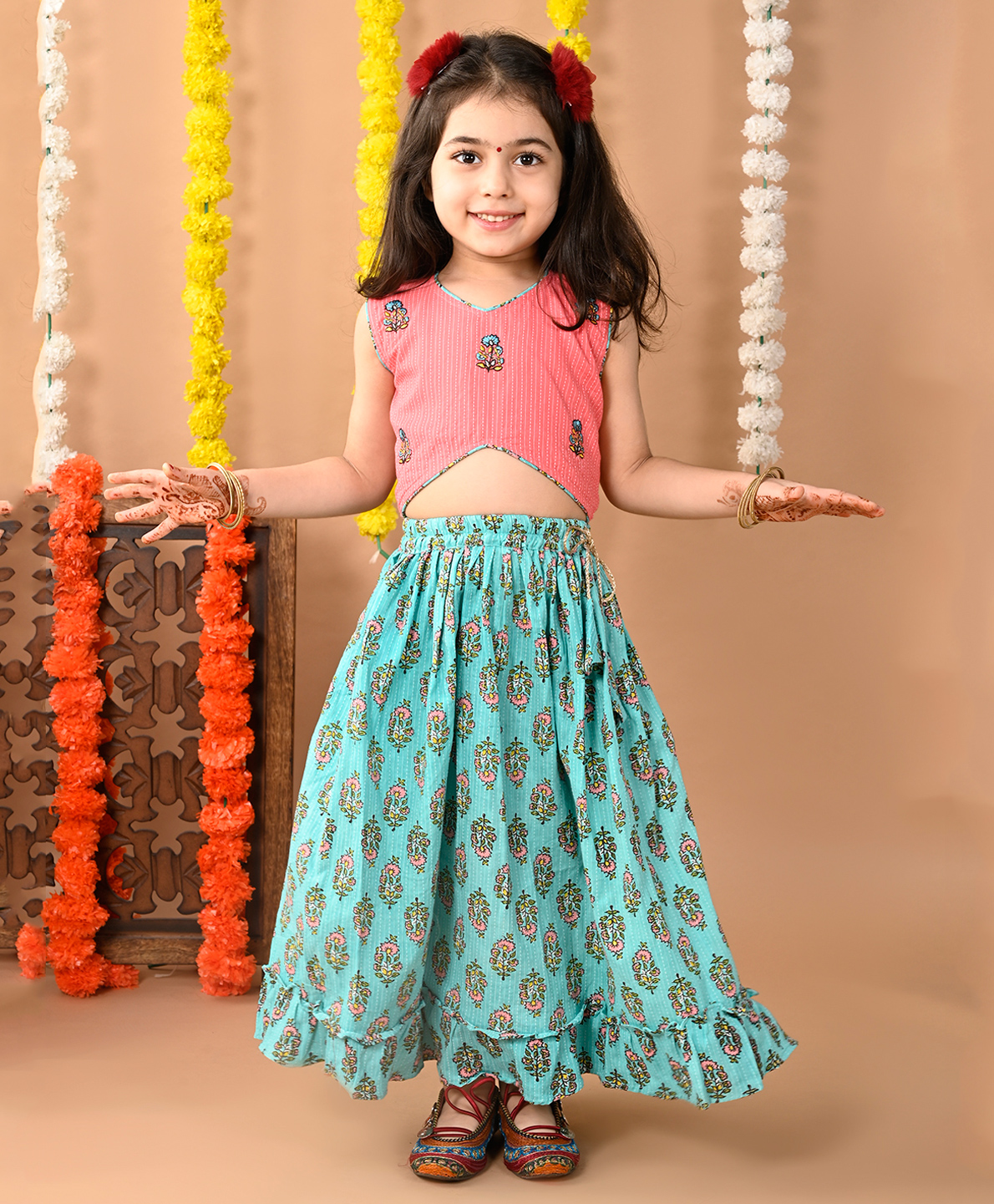 Kinder Kids Cotton Sleeveless Floral Motif Embroidered & Printed Lehenga Choli Set - Green & Peach-image-32