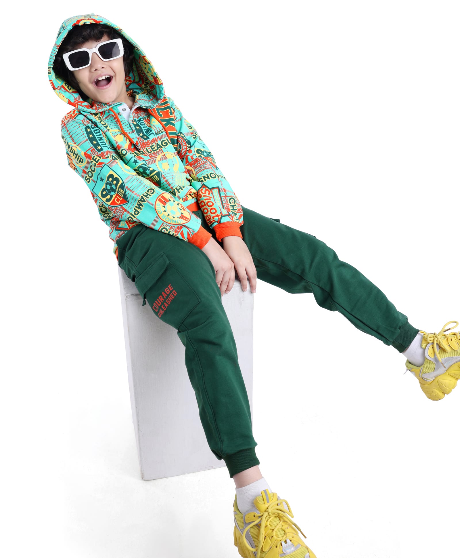 Ollington St. 100% Cotton Knit Full Sleeves Hooded Sweatshirt & Joggers Set Text & BadgePrint - Dark Green & Aqua Blue-picture-29