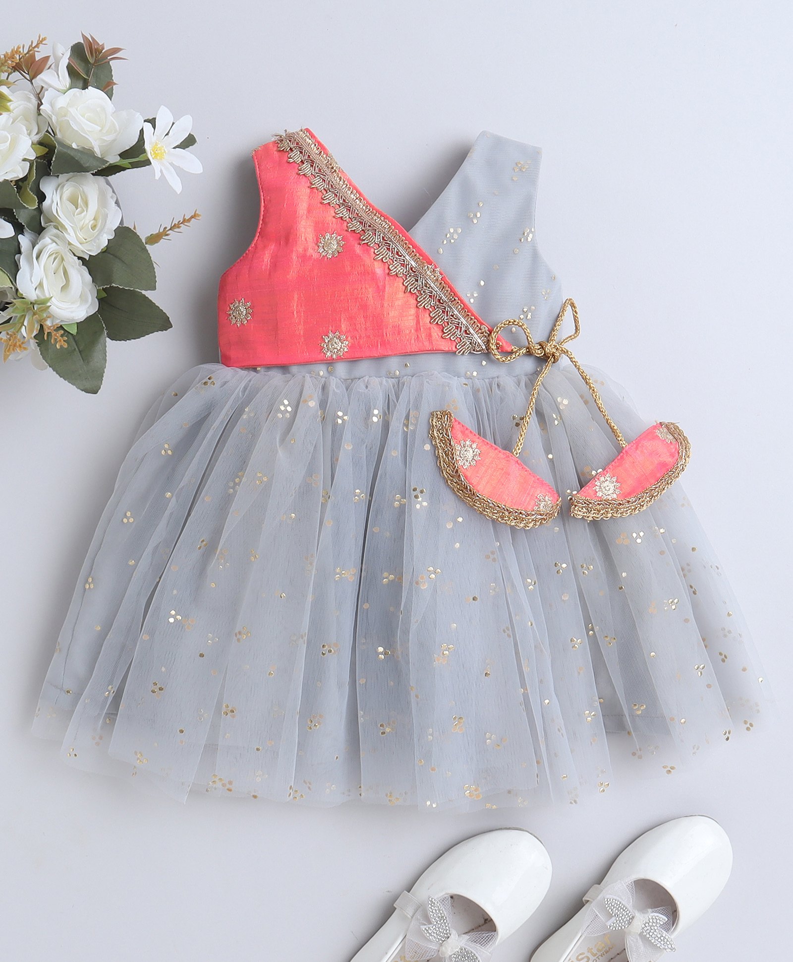 Many frocks & Sleeveless Floral Foil Printed & Lace Embellished Flared Dress - Grey-image-22
