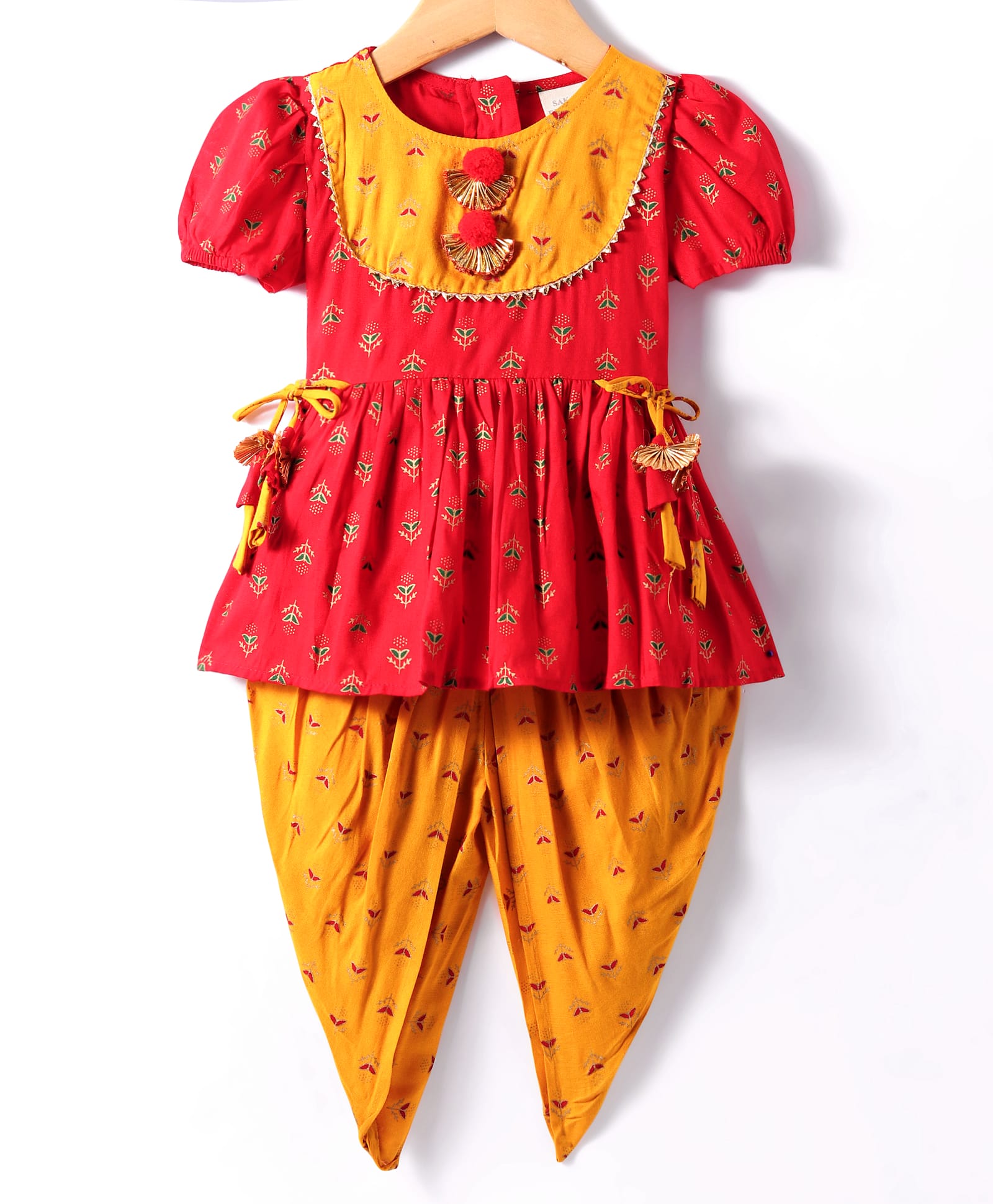 Saka Designs Rayon Woven Half Puffed Sleeves Kurta Patiala Set with Floral Print - Mustard & Red-image-15