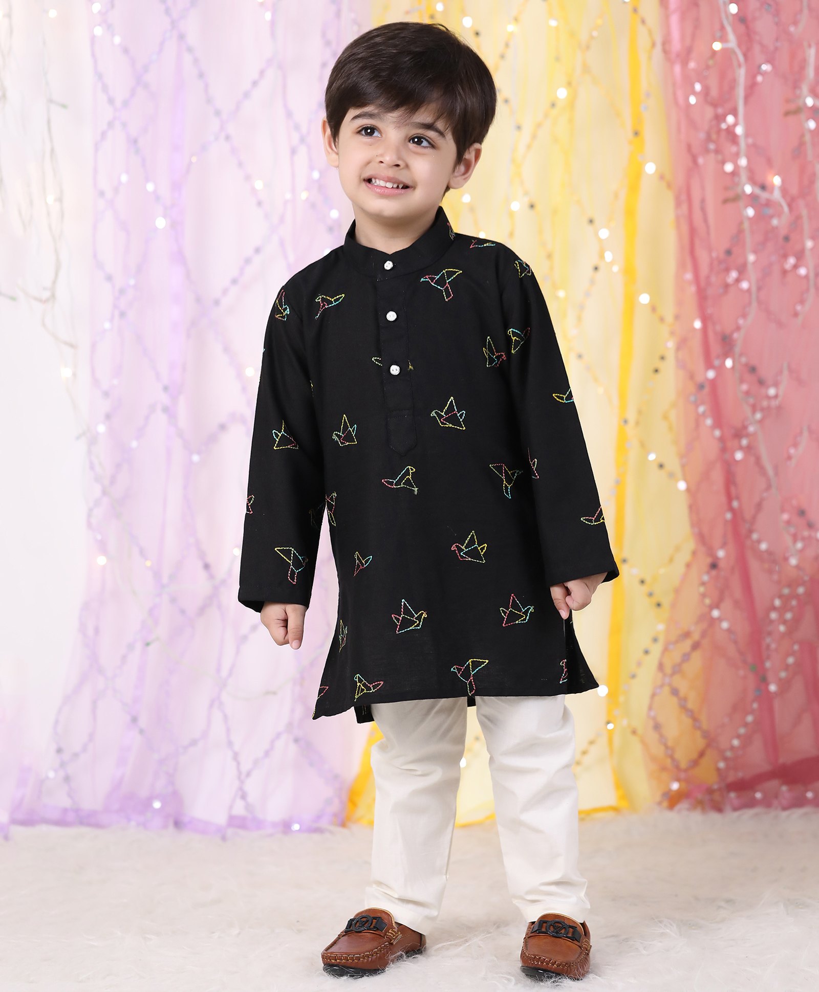 Polka Tots Cotton Full Sleeves Origami Bird Embroidered Kurta Pyjama  - Black-image-18
