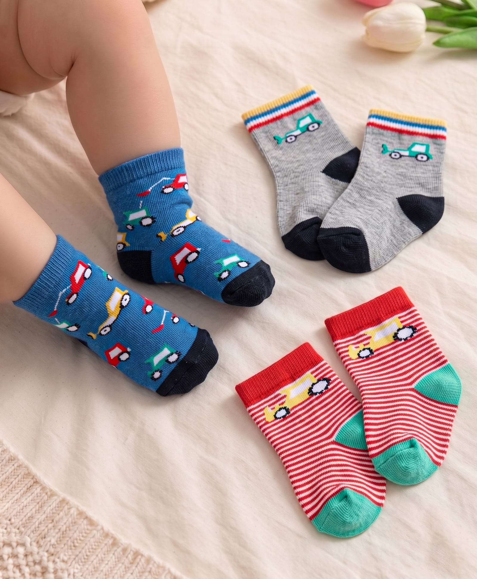 Cute Walk By Babyhug Anti-Bacterial Ankle Length Pack of 3 With Vehicle Print - Grey Blue & Red-image-39