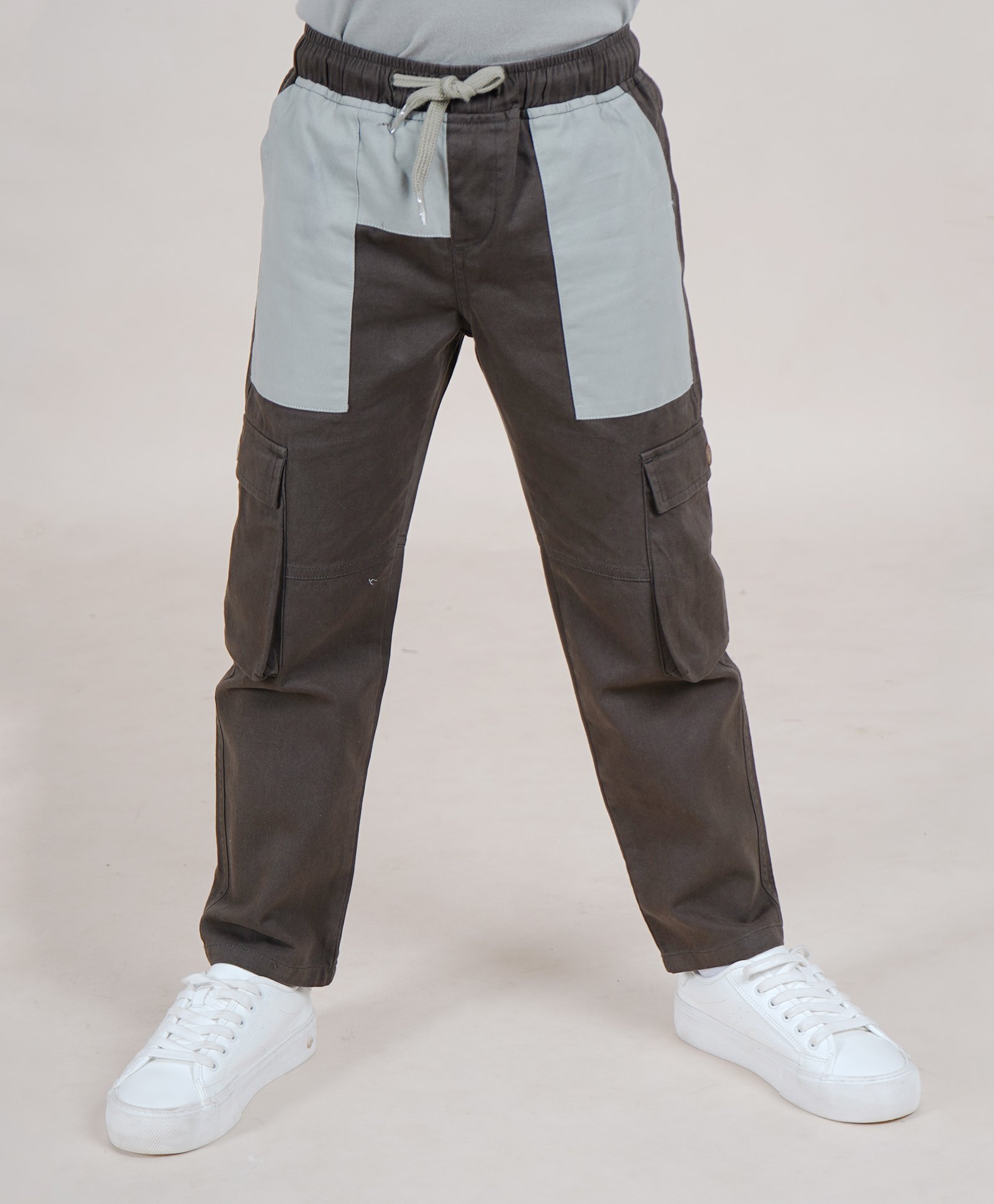 Kiddopanti Cotton Full Length Contrast Patch Pocket Cargo Pant With Elasticated Drawstring - Military Green & Light Green-picture-13
