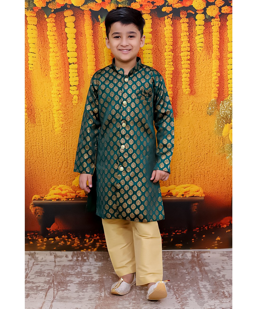 BownBee Jacquard Full Sleeves Floral Motifs Foil Printed Sherwani & Pyjama Set - Green-image-33