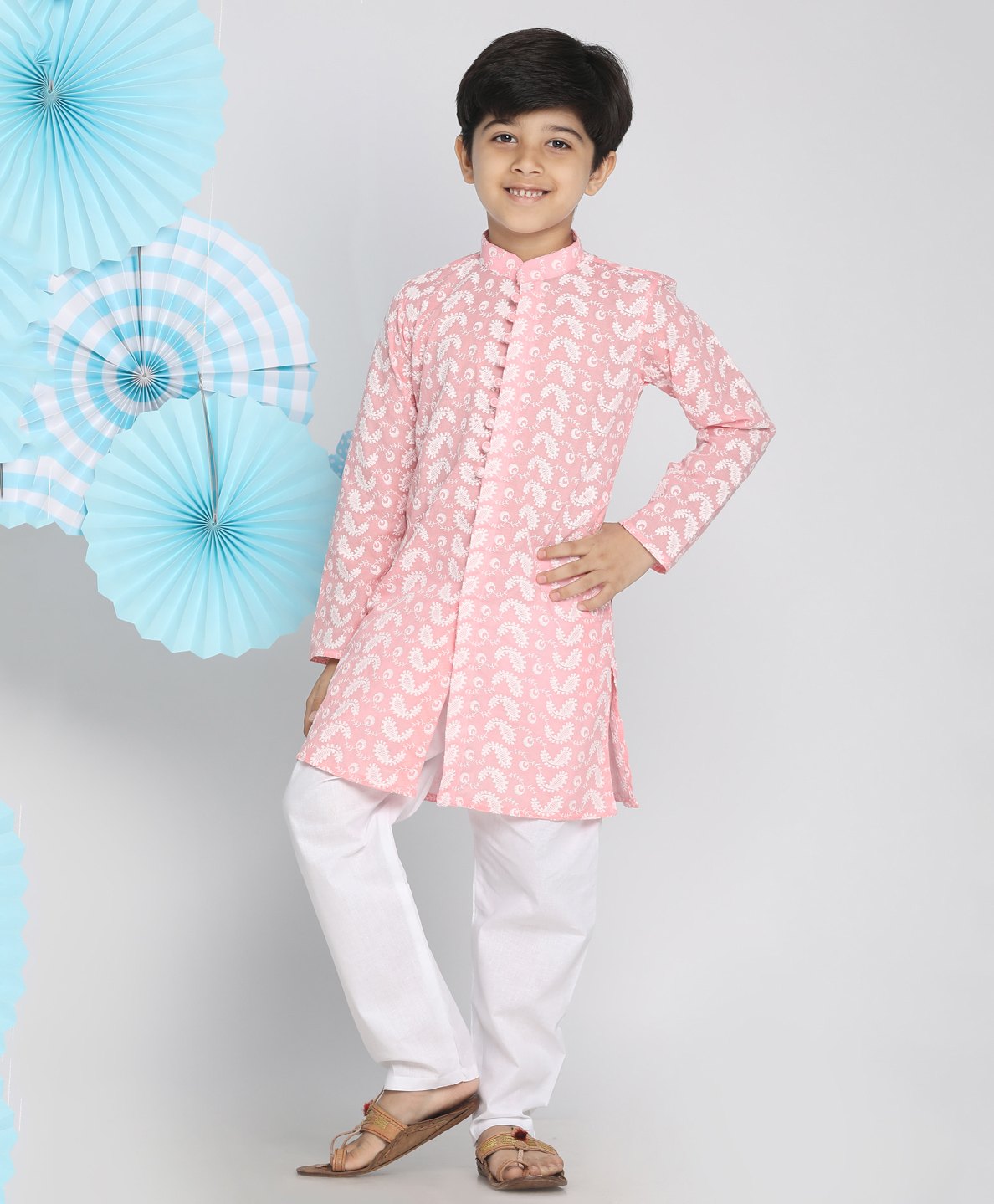Vastramay Full Sleeves Paisley Embroidered Chikankari Kurta With Solid Pyjama Set - Pink & White-picture-26