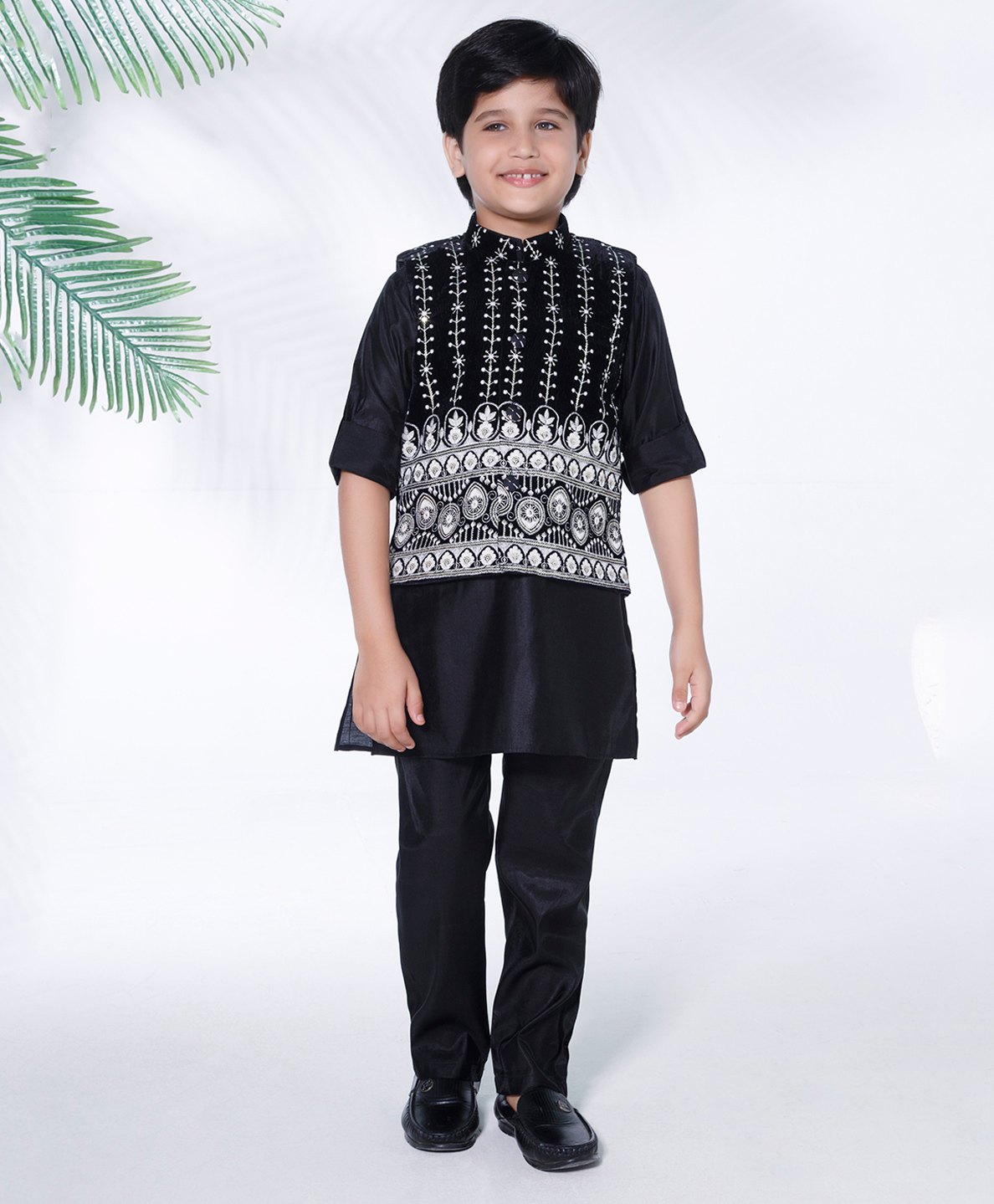 Ministitch Full Sleeves Solid Coordinating Kurta & Pant With Floral Embroidered & Sequins Embellished Jacket Set - Black-picture-15
