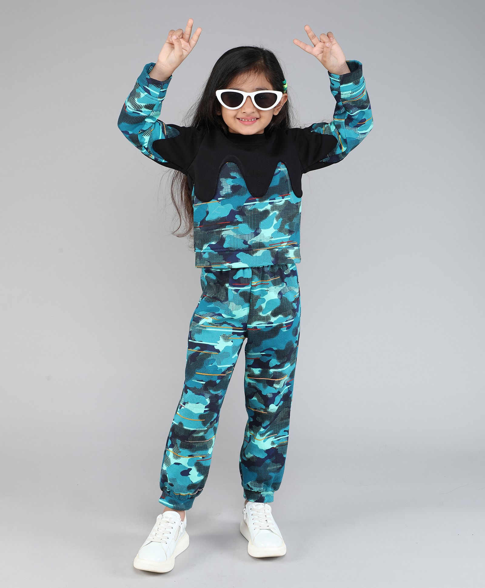 Taffykids Full Sleeves Colour  Blocked Abstract Printed Sweatshirt & Joggers Set - Multi Colour-image-17