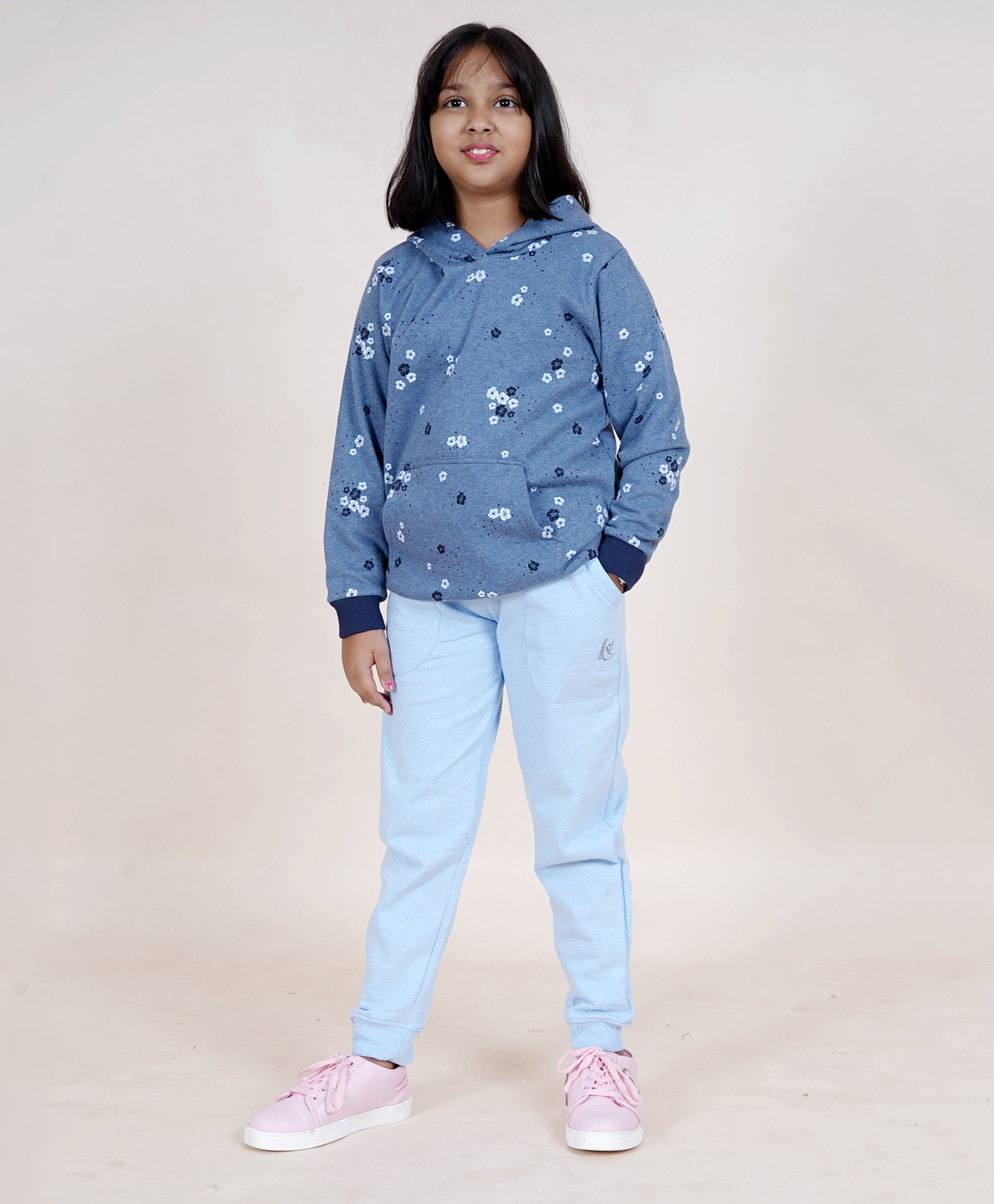 Kiddopanti Fleece Full Sleeves Flower Printed Hooded Sweatshirt With Joggers - Blue-image-37