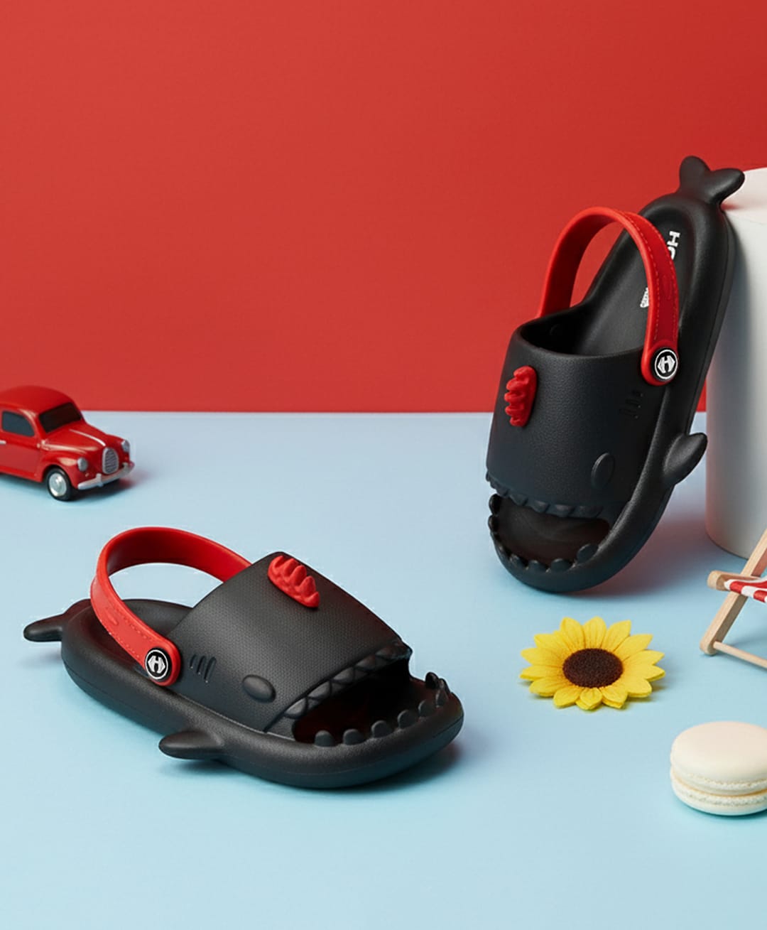HOPPA SWEDEN Shark Designed Clogs - Red & Black-picture-25