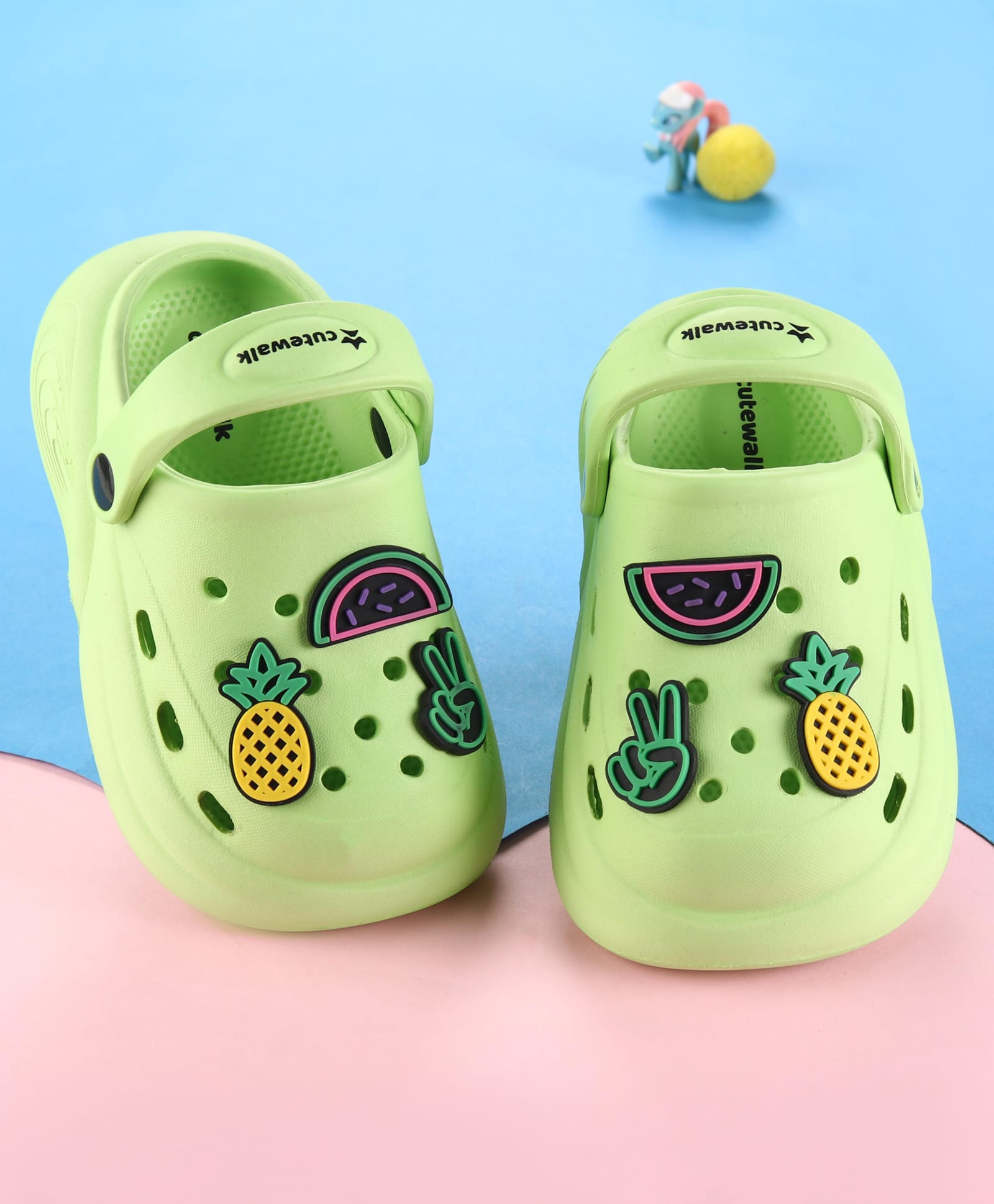 Cute Walk by Babyhug Clogs with Back Strap Closure & Fruits Applique - Green-picture-12