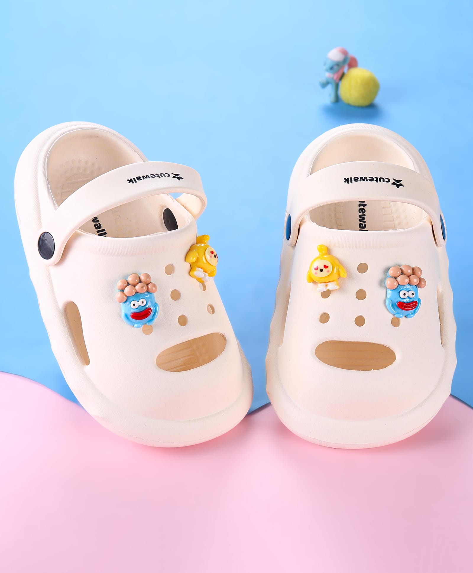 Cute Walk by Babyhug Clogs with 3D Applique - Off White-picture-15